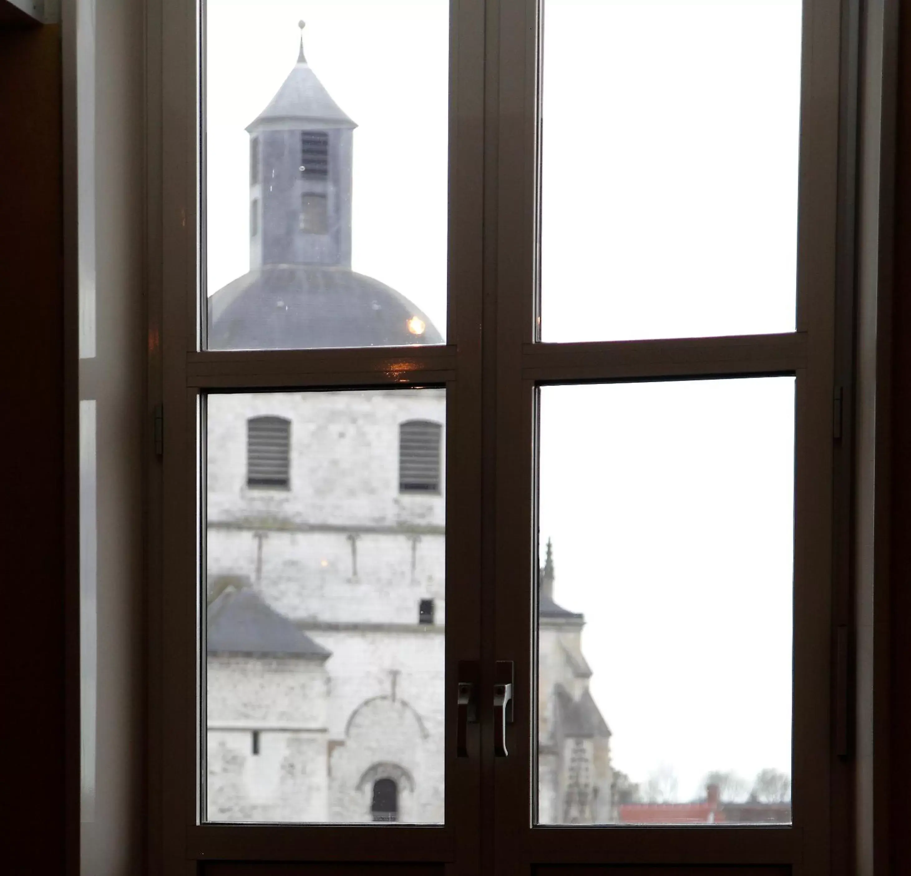 View (from property/room), Nearby Landmark in Best Western Hôtel Hermitage