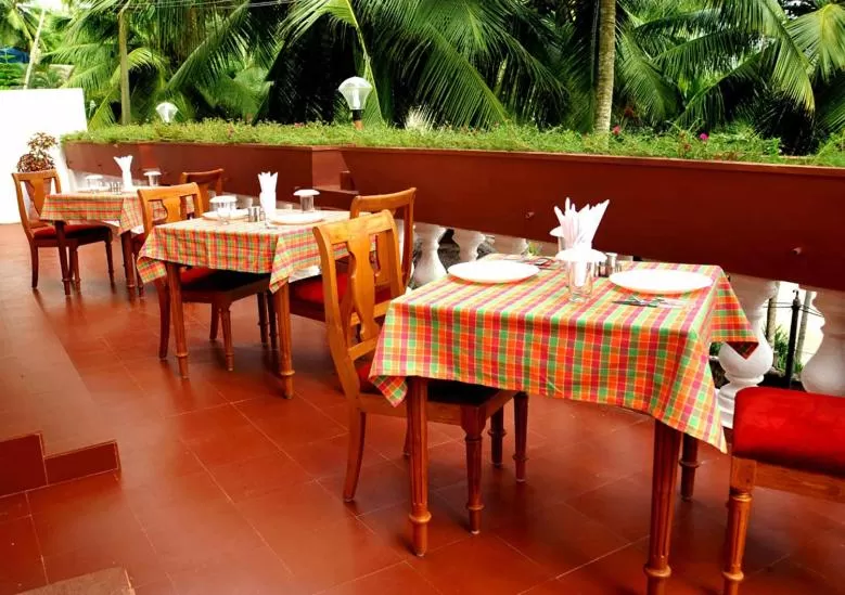 Restaurant/places to eat in Vijaya Varma Beach Resort