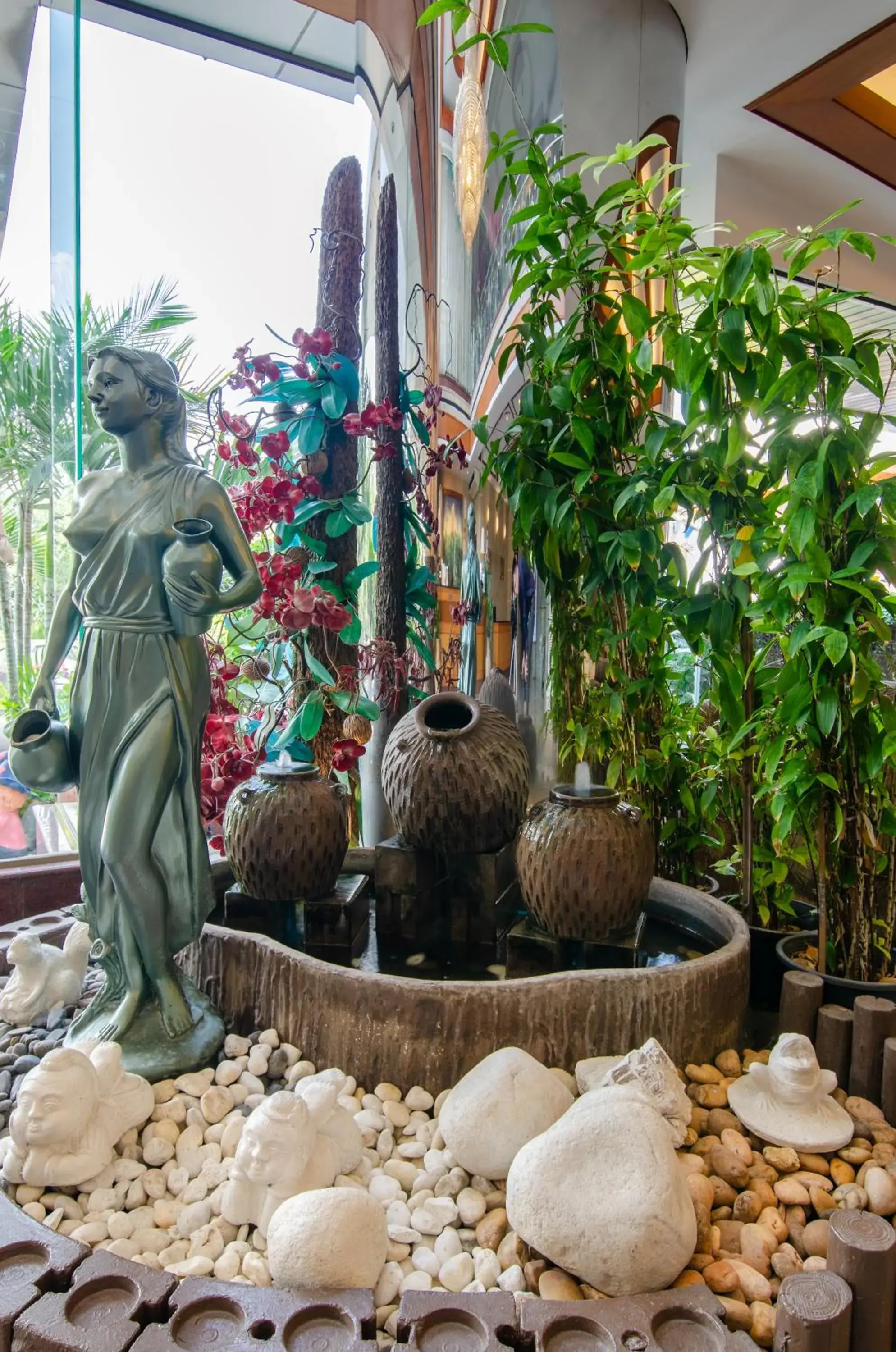 Decorative detail in Tara Garden Hotel