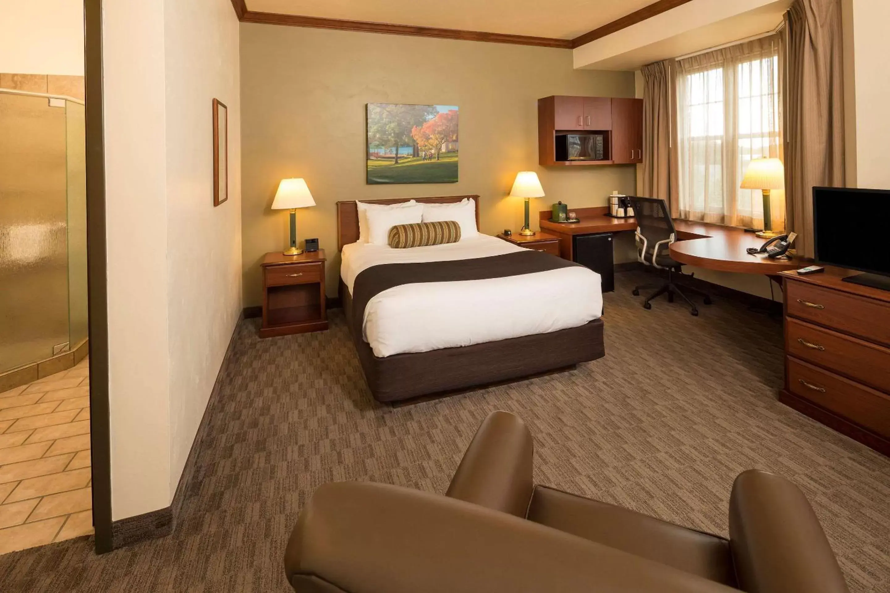 Photo of the whole room, Bed in Kress Inn, Ascend Hotel Collection