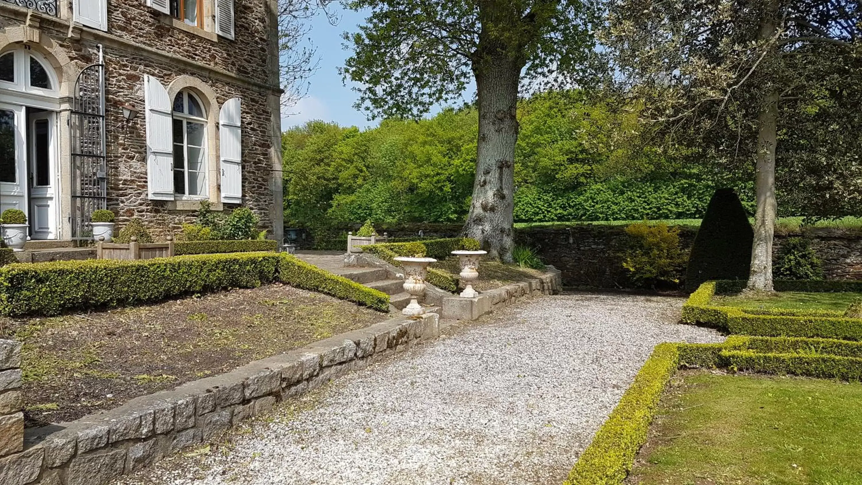 Garden view in Le Manoir de la Bigotière