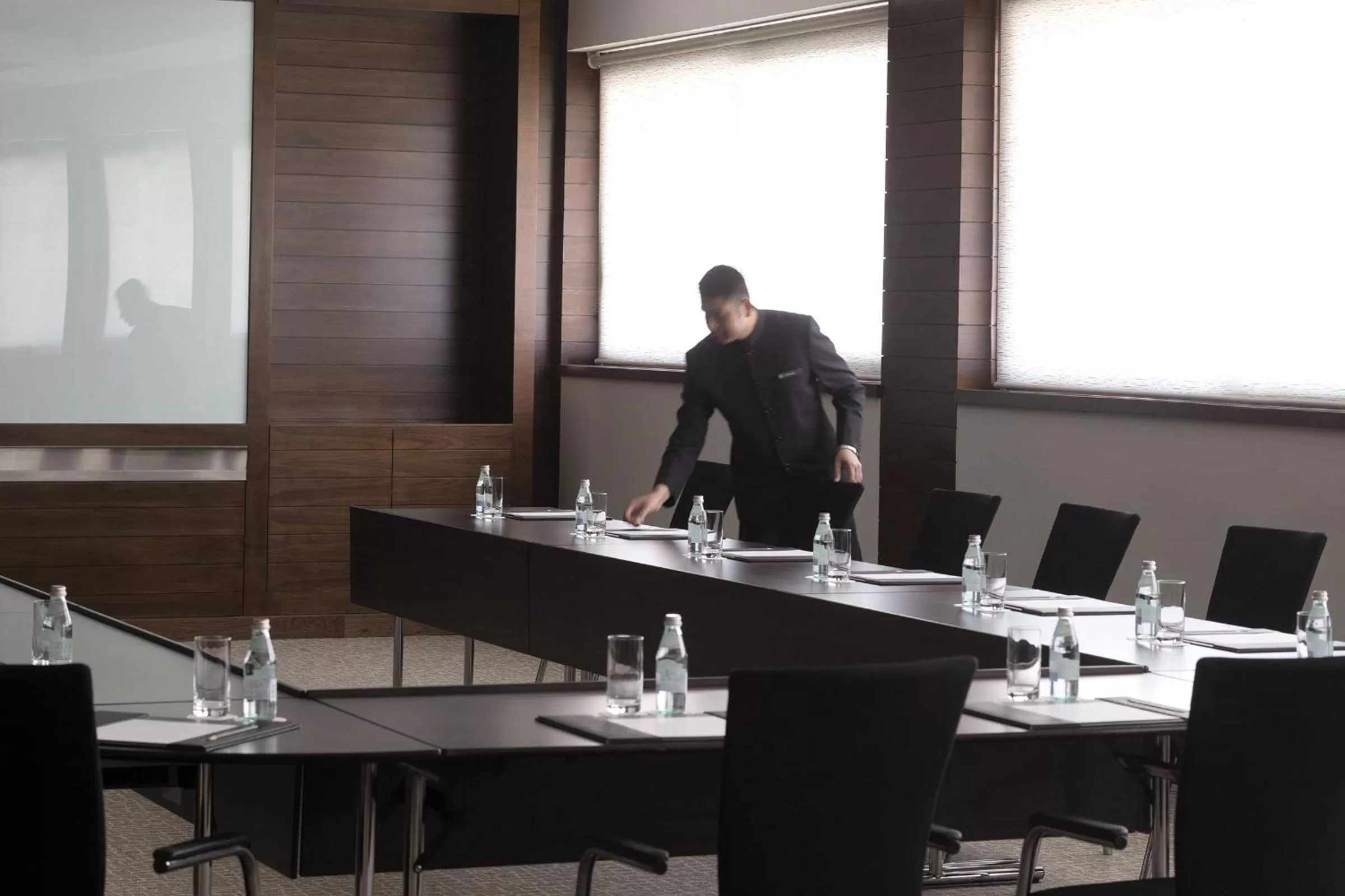 Meeting/conference room in InterContinental Bahrain by IHG