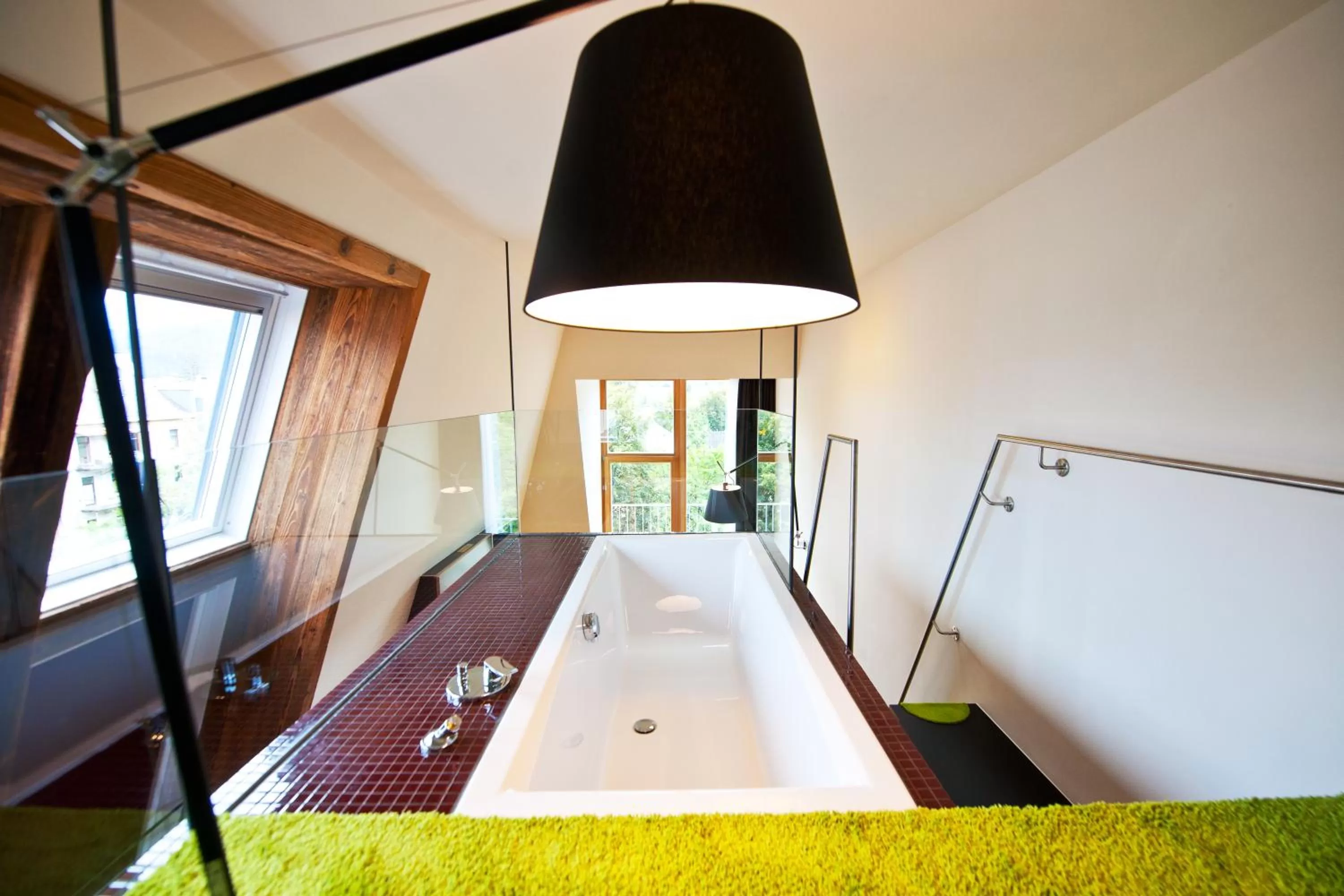 Bathroom, Bed in Nala Individuellhotel