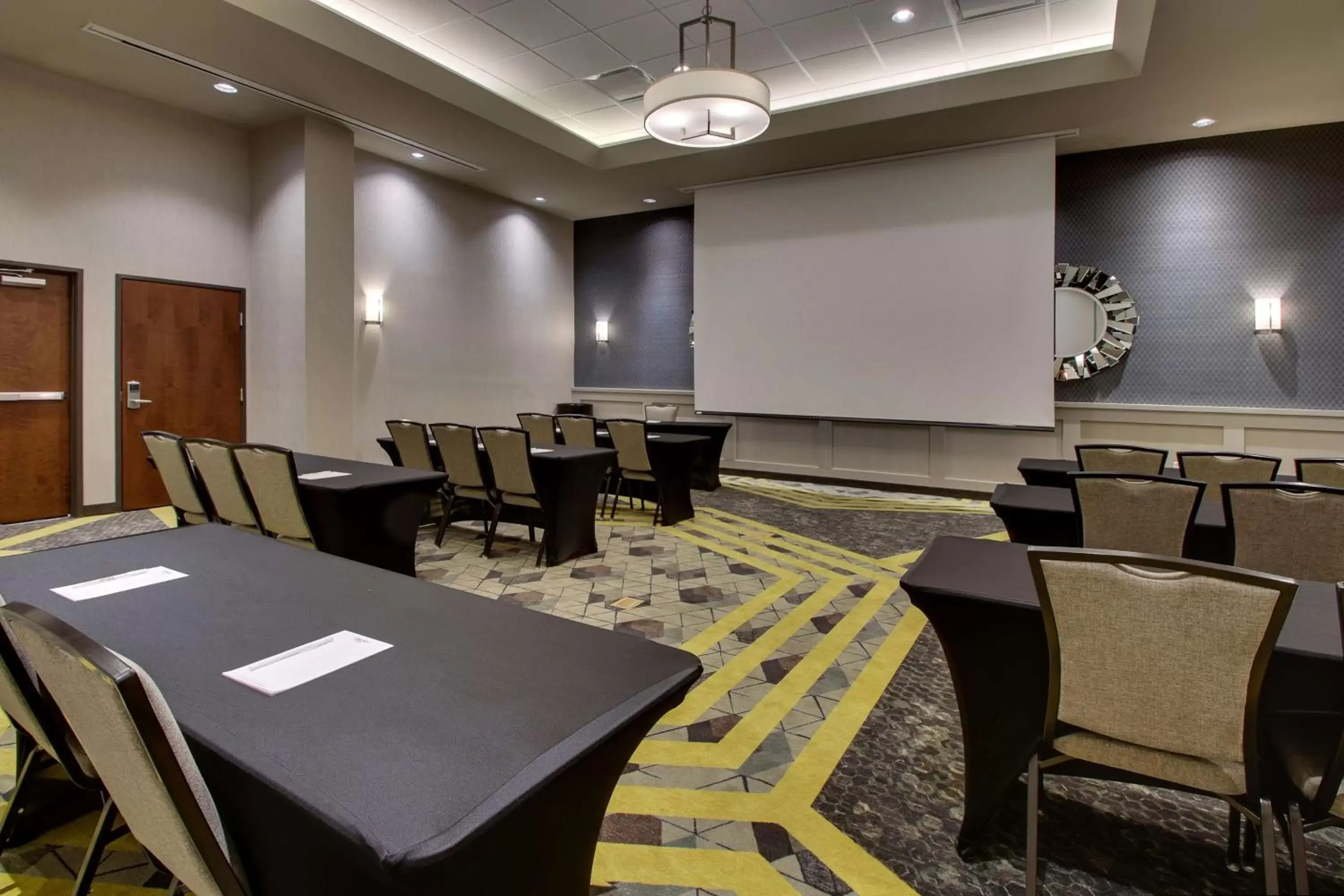 On site, Business Area/Conference Room in Drury Plaza Hotel Cape Girardeau Conference Center