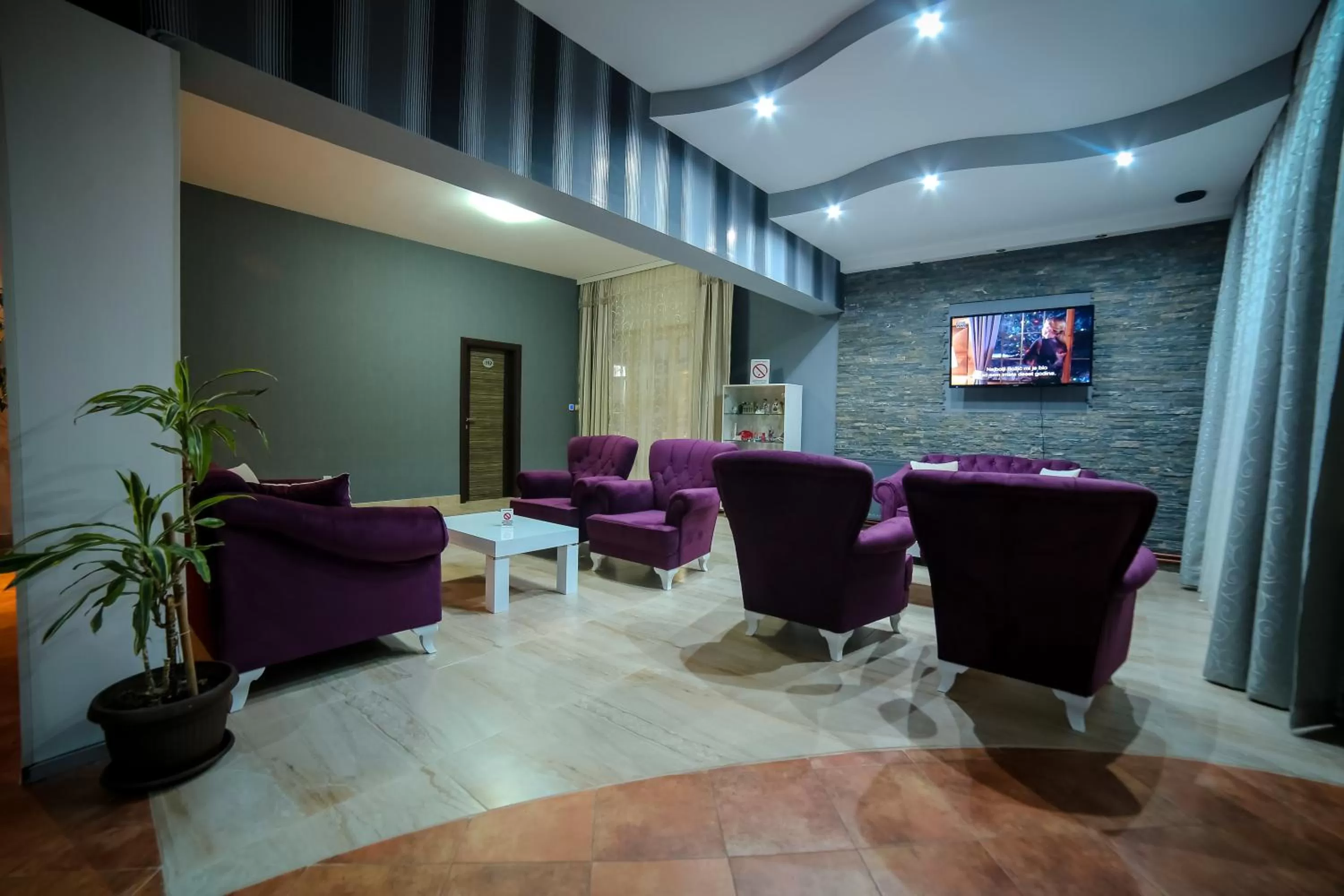 Garni Hotel Radović