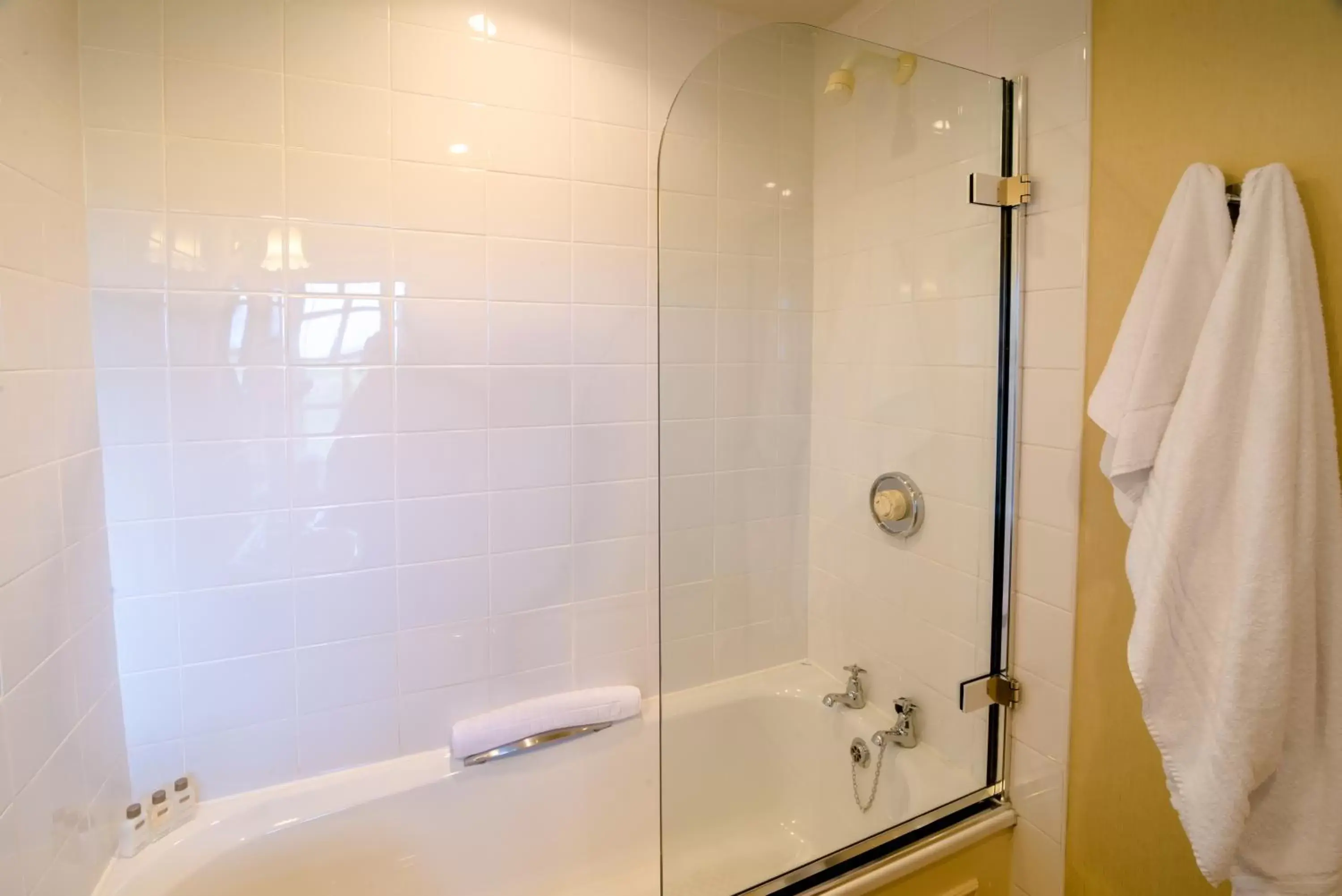 Bathroom in Greywalls Hotel & Chez Roux