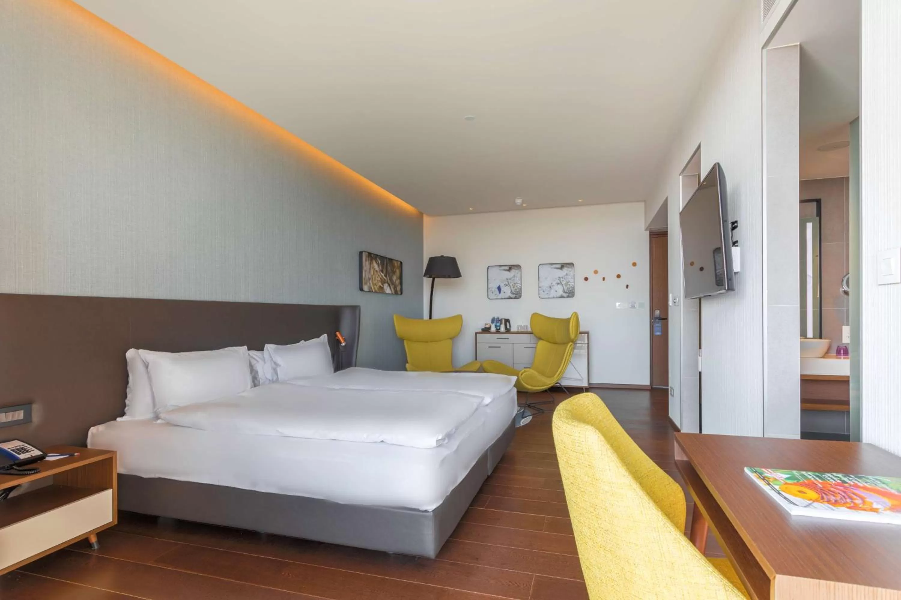 Photo of the whole room, Bed in Radisson Blu Hotel, Larnaca