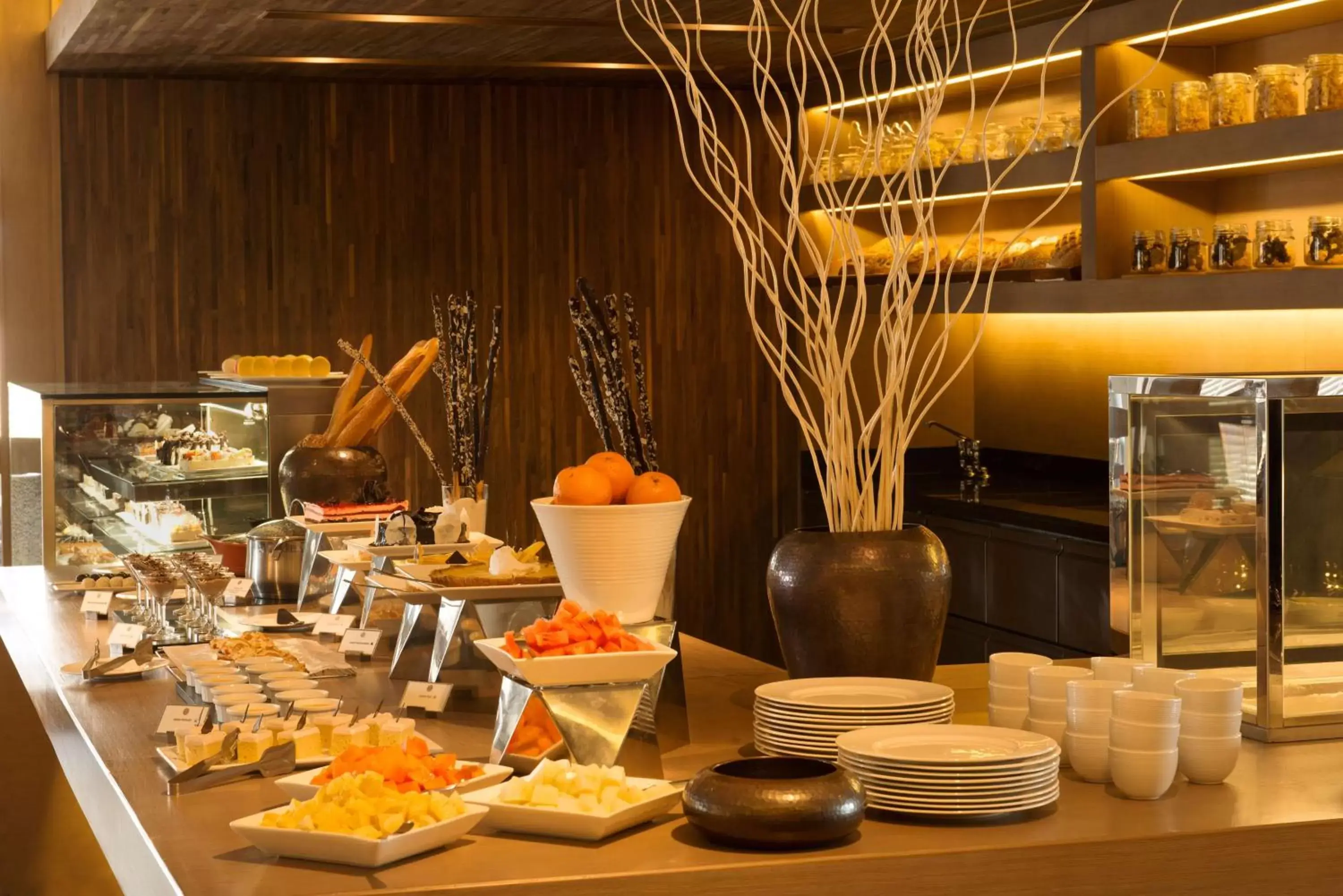 Restaurant/places to eat in Hyatt Regency Ludhiana Restaurant/places to eat in Hyatt Regency Ludhiana