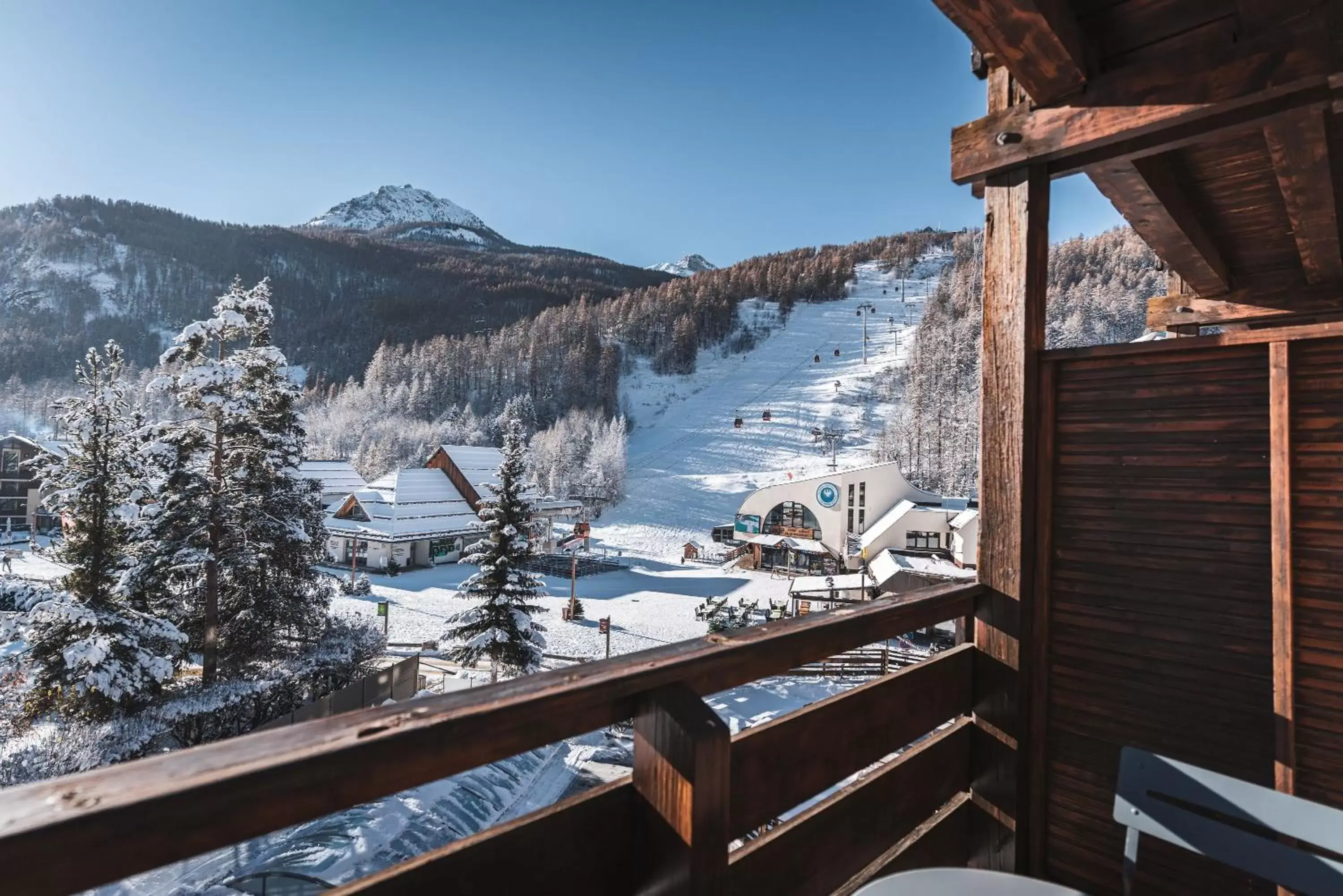 Skiing, Winter in Grand Hôtel & Spa NUXE Serre Chevalier