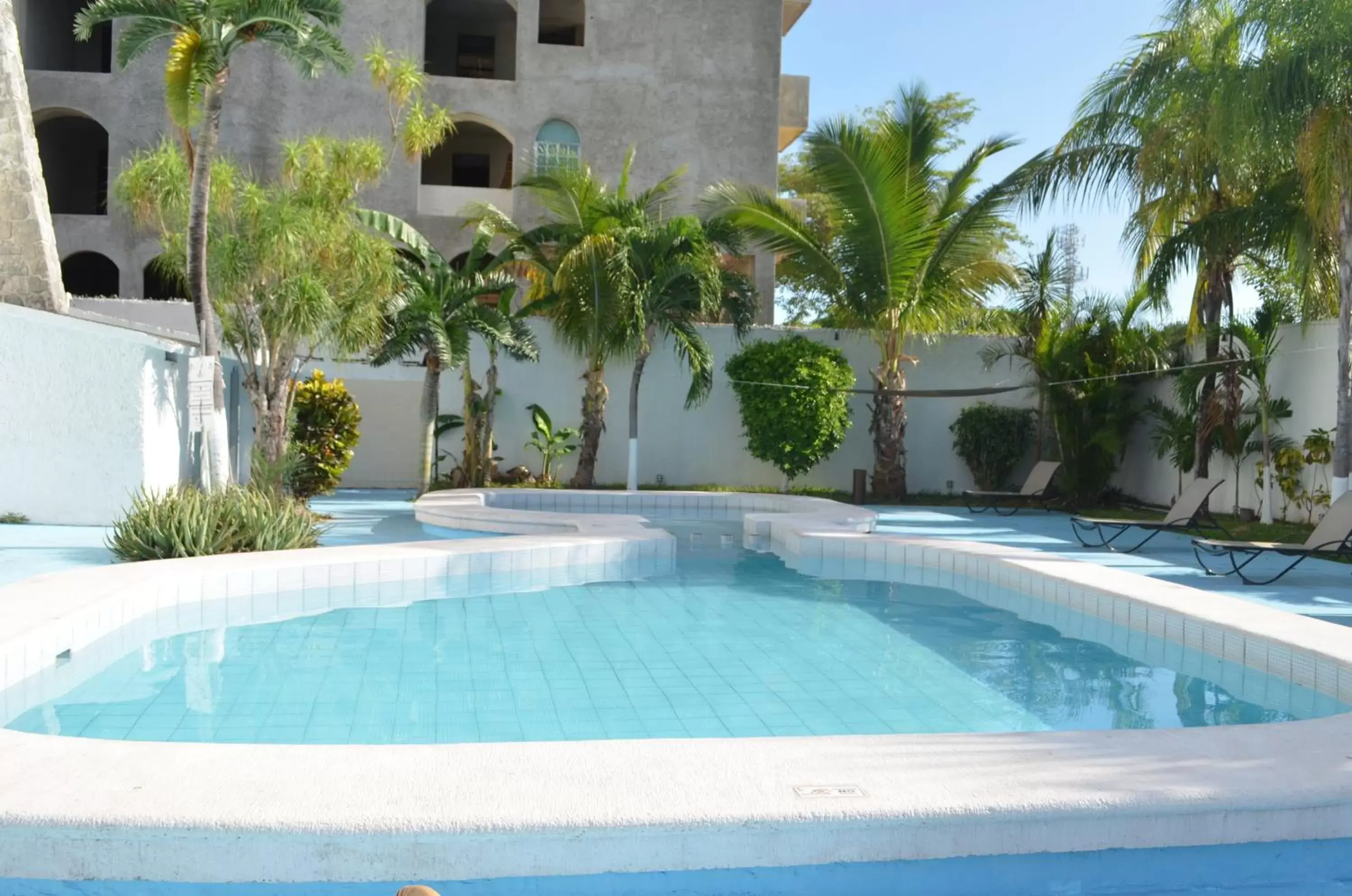 Swimming Pool in Hotel Parador