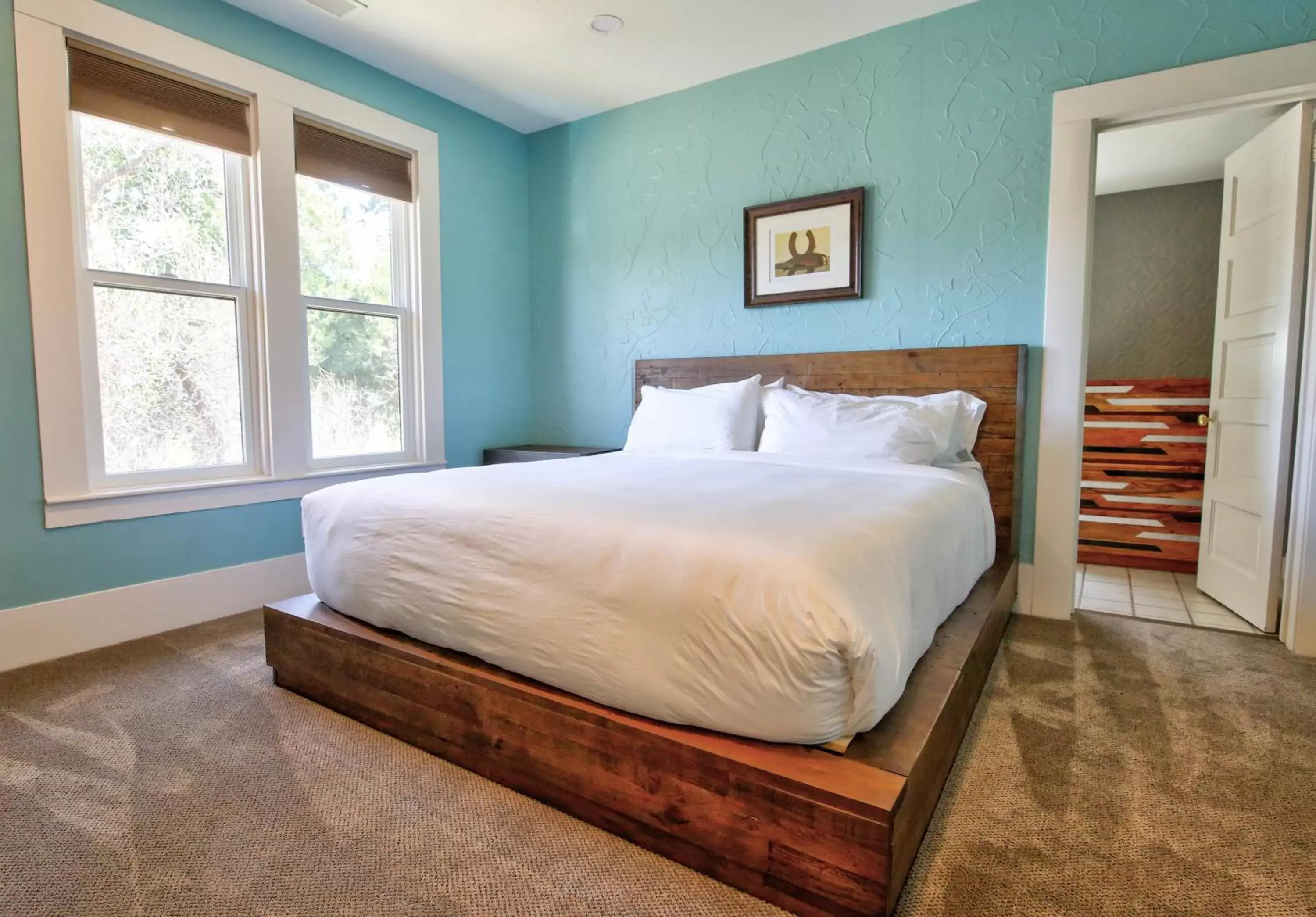 Bedroom, Bed in The Groveland Hotel