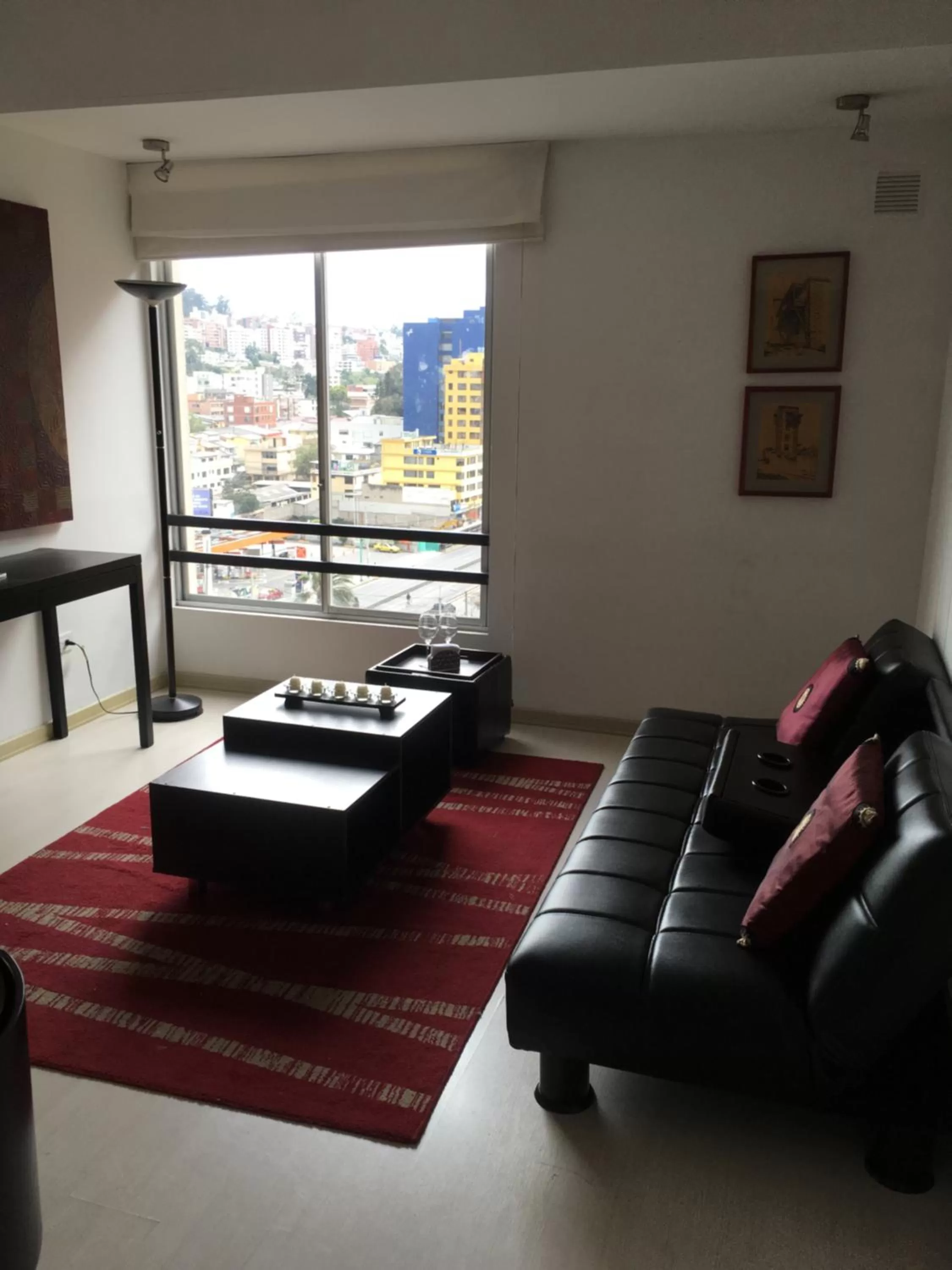 Living room in Suites Parque Real