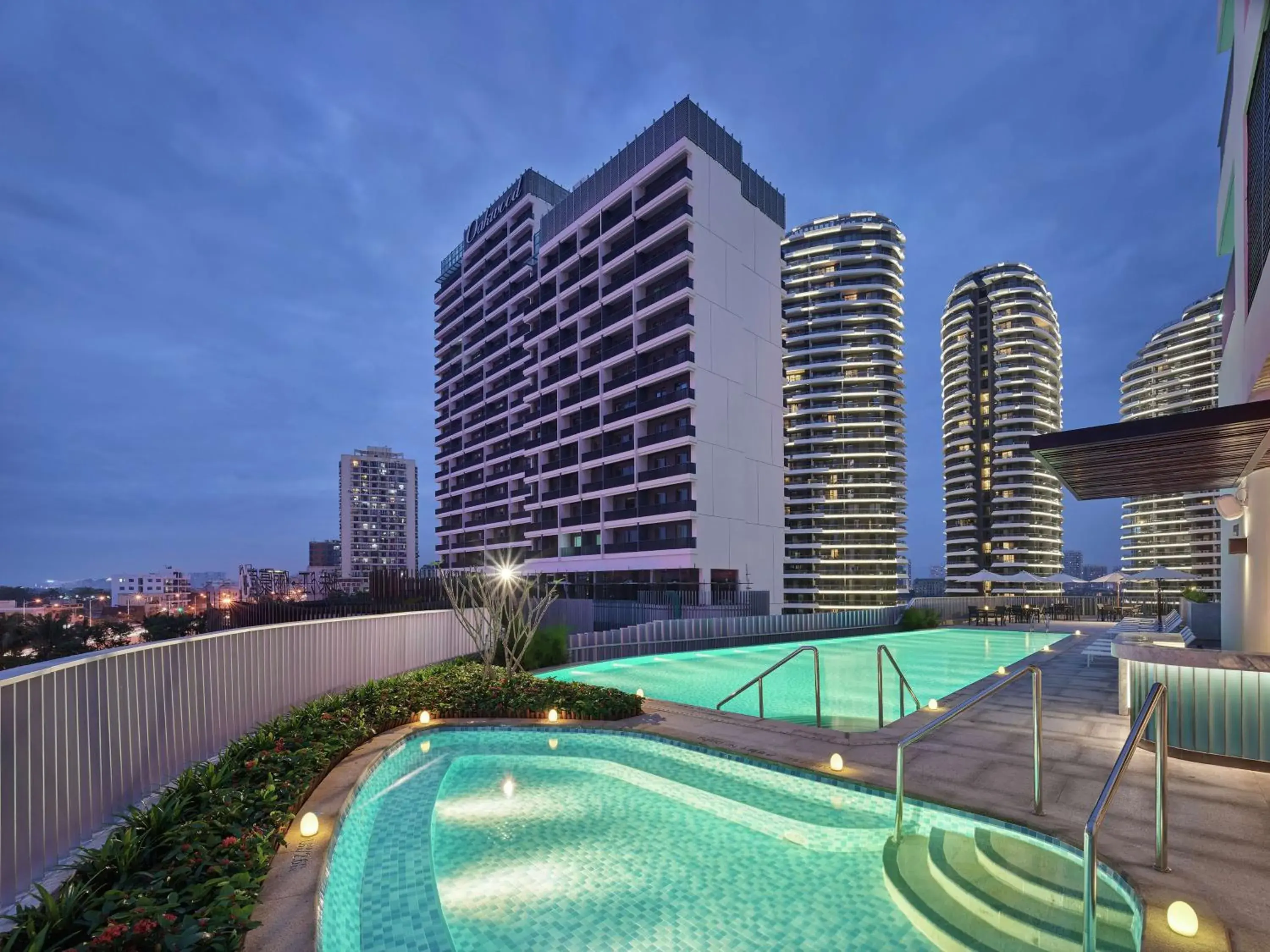 Pool view, Swimming Pool in Hilton Garden Inn Sanya, China
