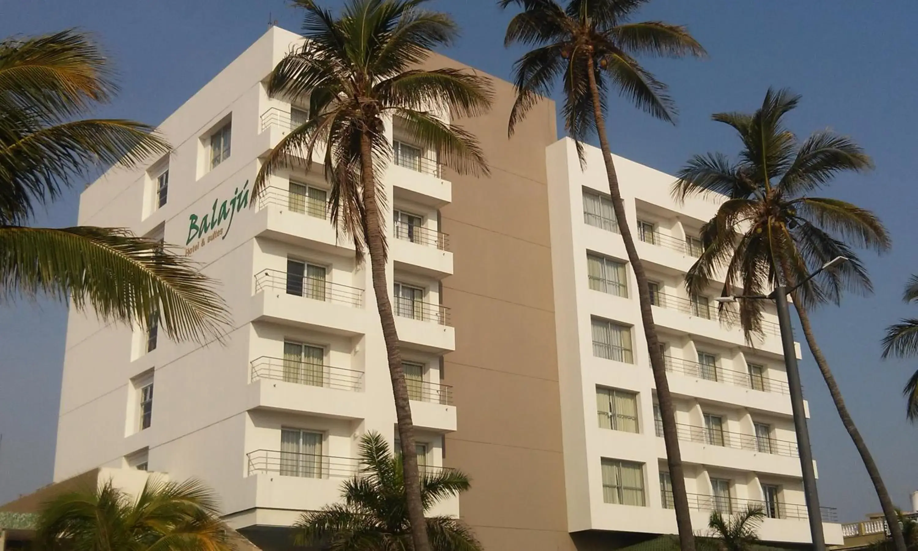 Facade/entrance, Property Building in Balajú Hotel & Suites