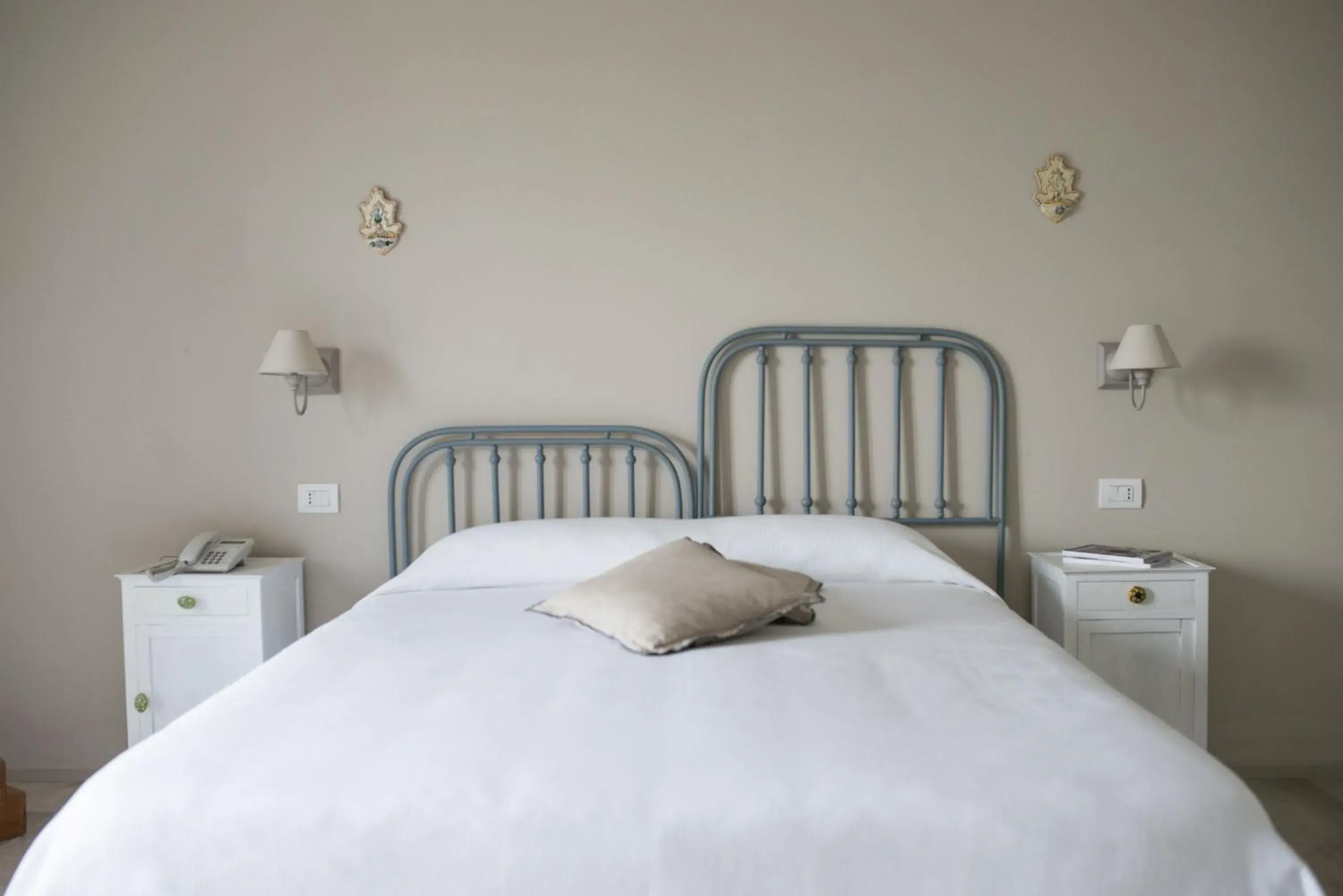 Bedroom, Bed in Masseria Fontana di Vite