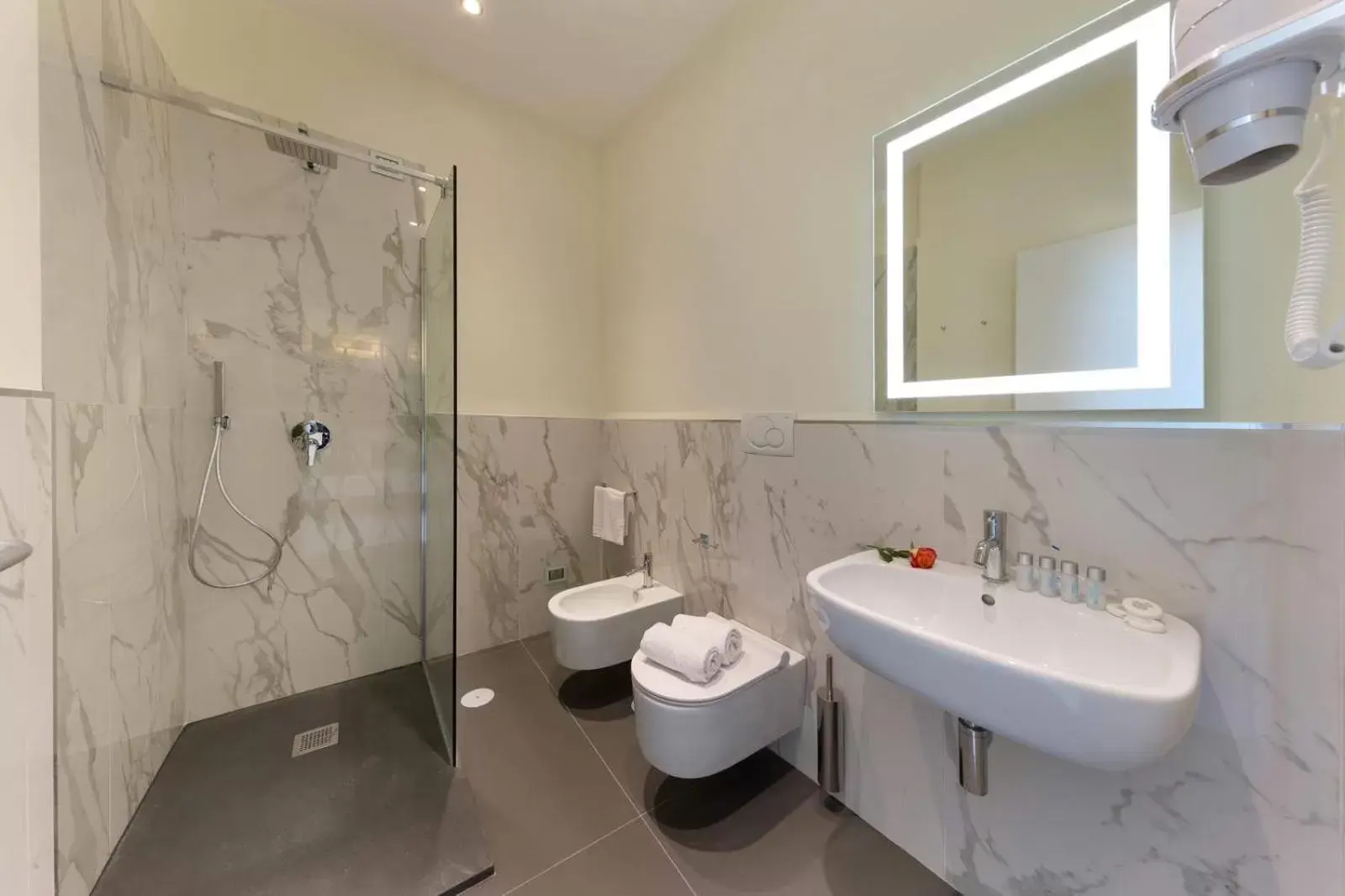 Bathroom in Palazzo Tritone & Abagnale