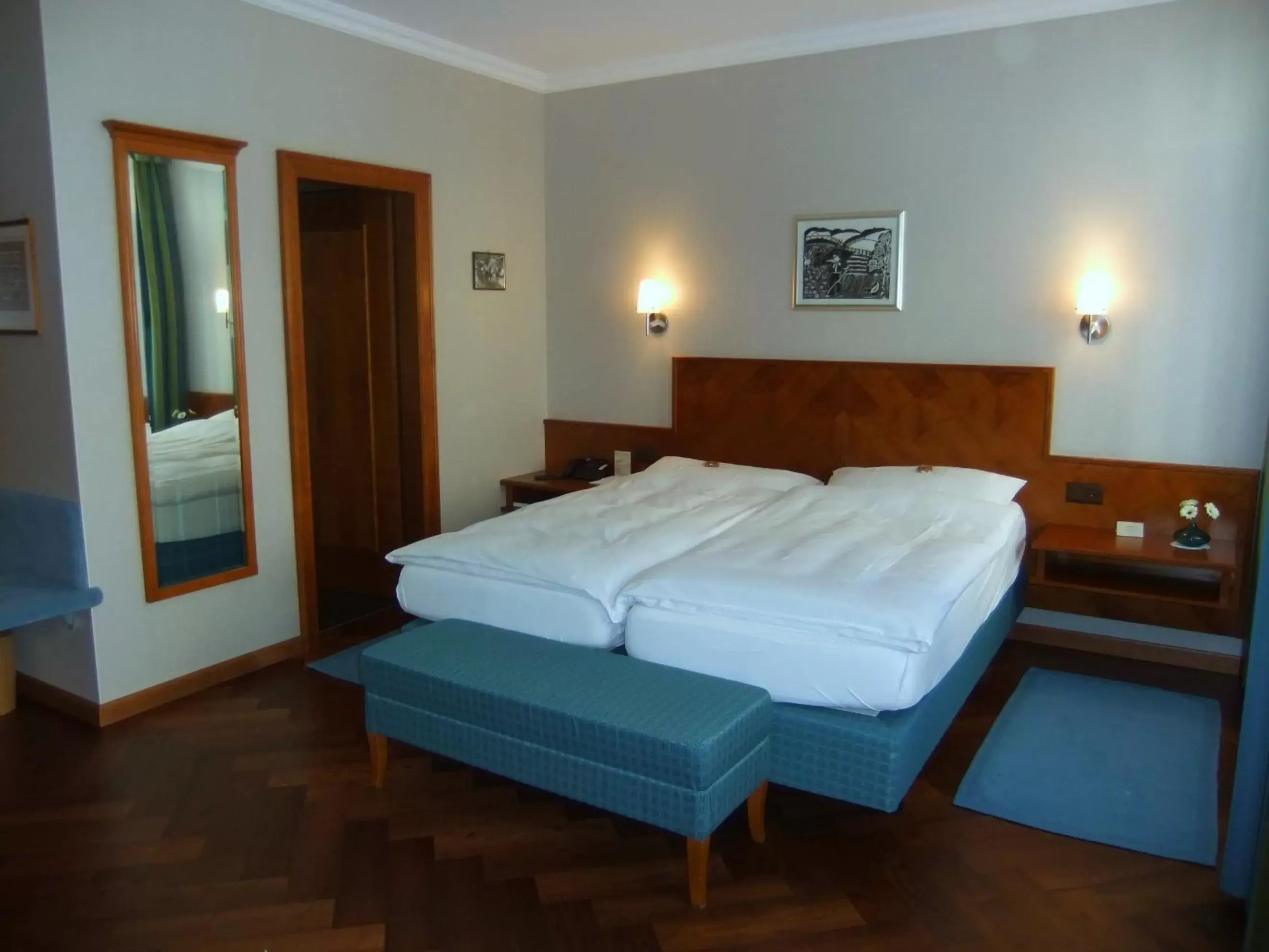 Photo of the whole room, Bed in Hotel Hecht Appenzell