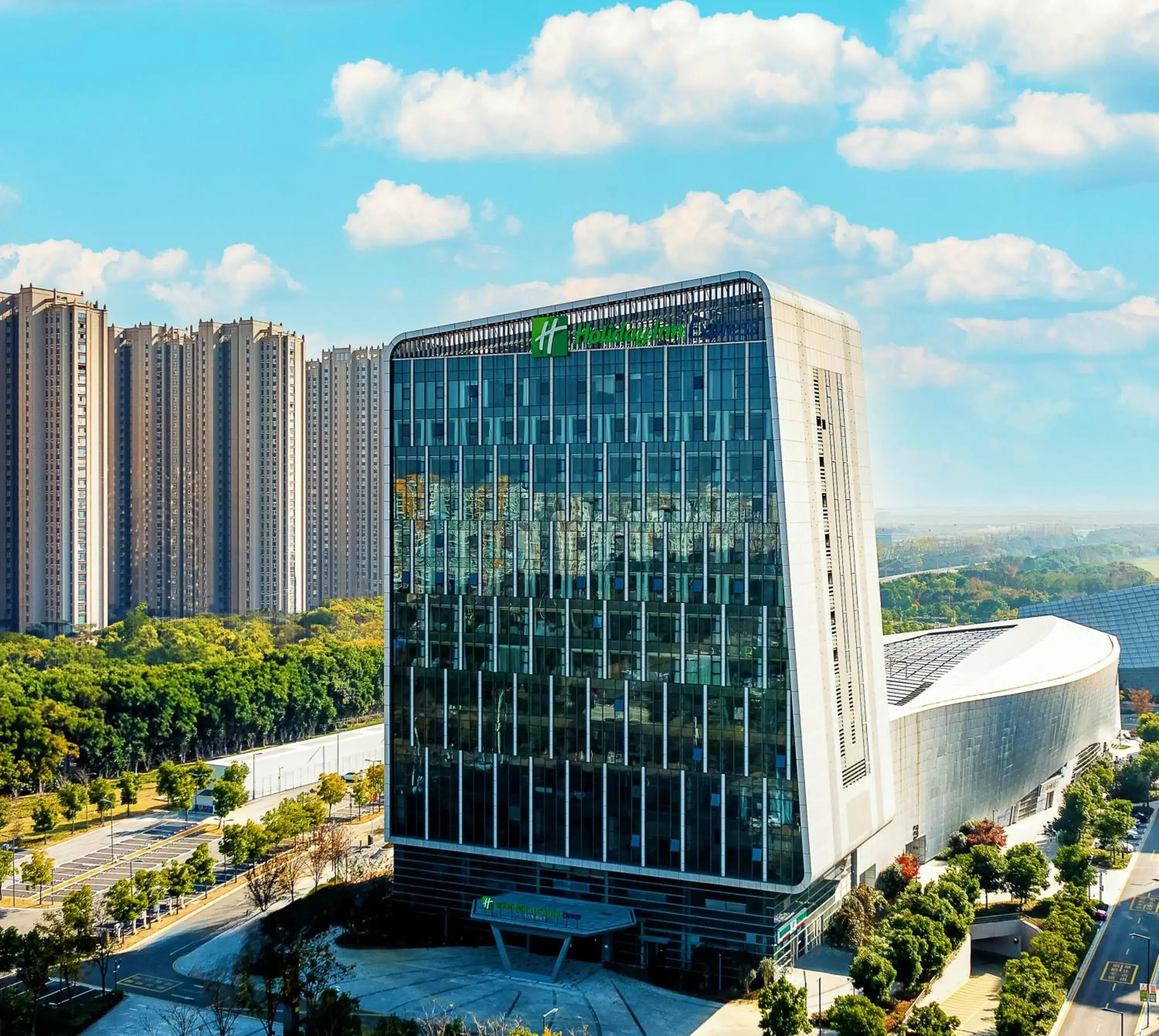 Property Building in Holiday Inn Express Suzhou Bay, an IHG Hotel