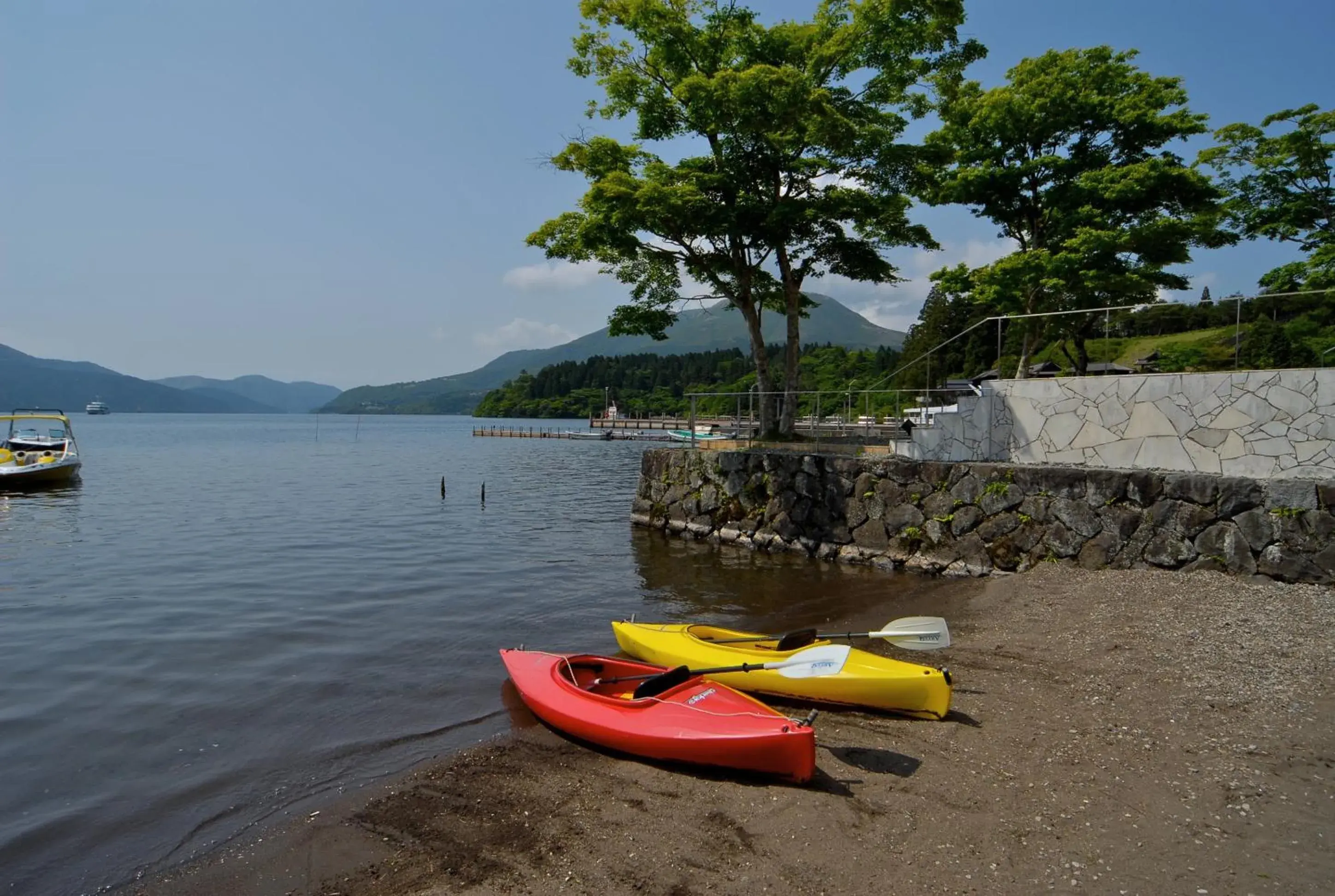 Canoeing in Hakone Hotel