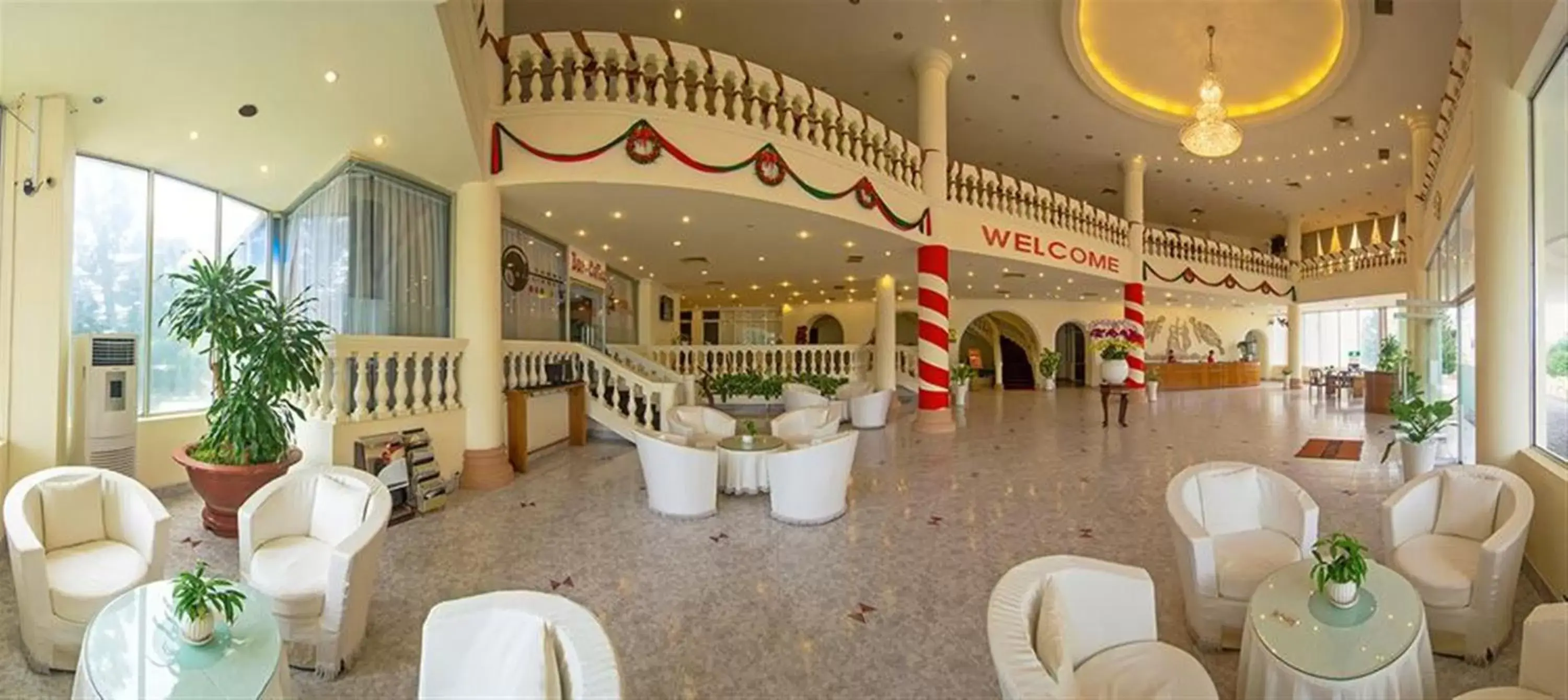 Lobby or reception, Restaurant/Places to Eat in Sammy Hotel