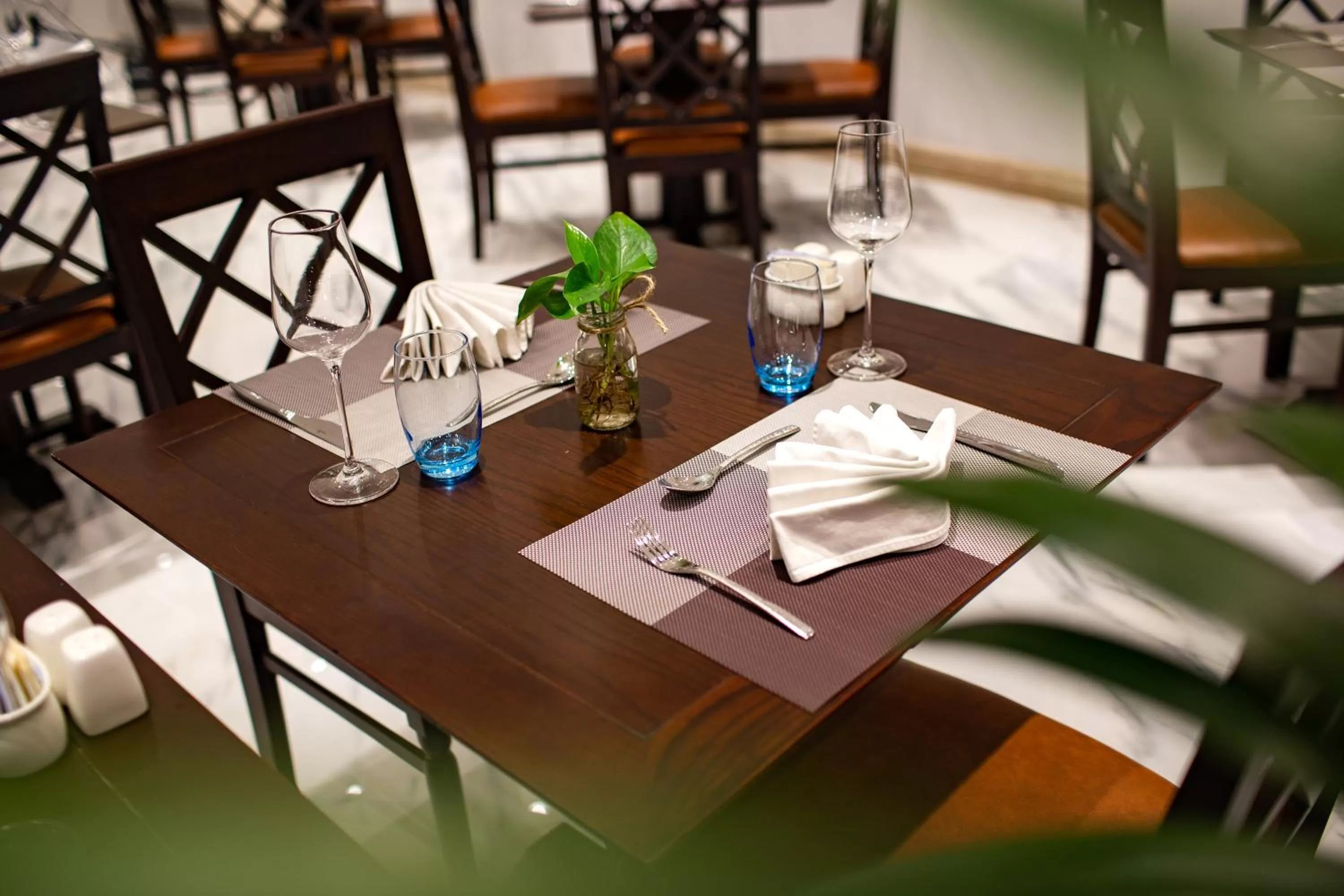 Restaurant/Places to Eat in May De Ville Legend Hotel & Spa