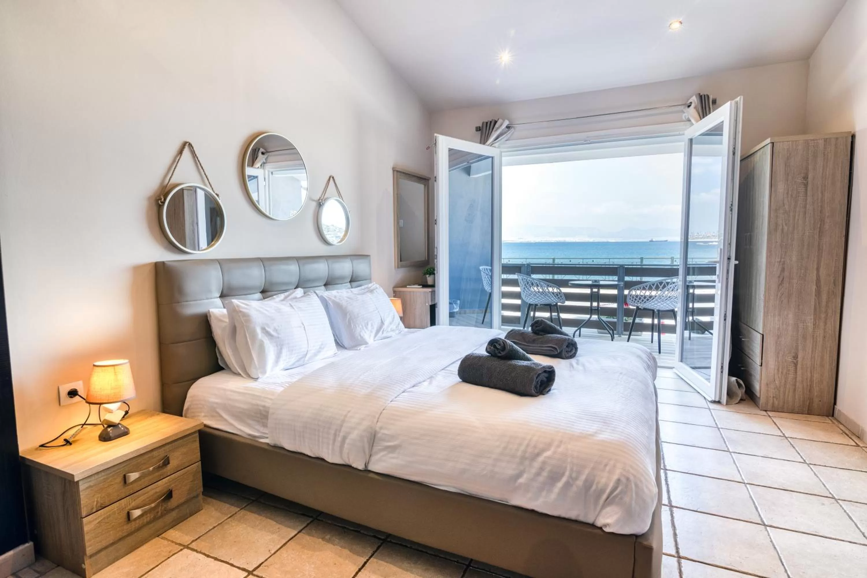 Bed in Votsalakia Hotel & Luxury Apartments