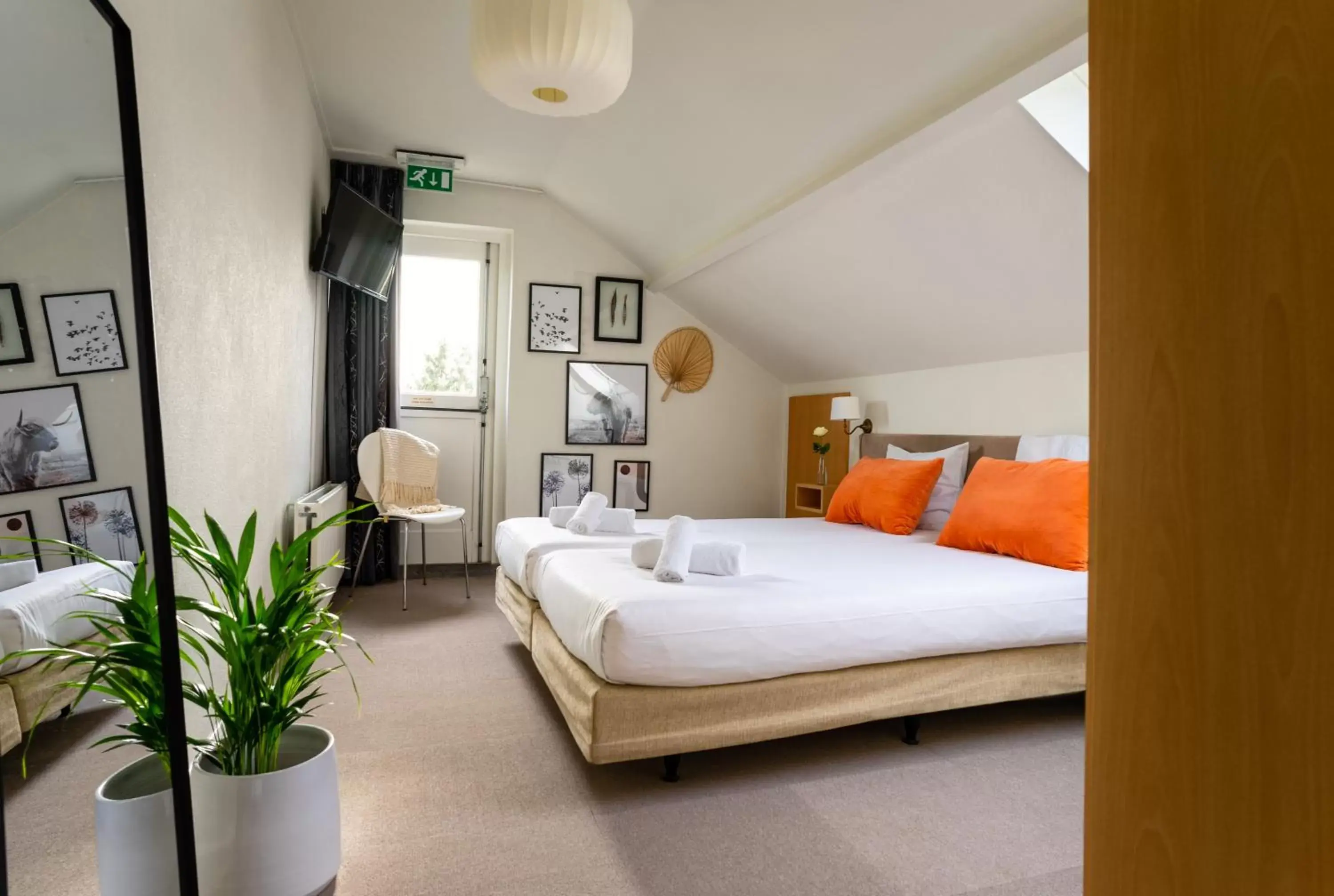 Bedroom, Bed in Hotel Restaurant de Loenermark