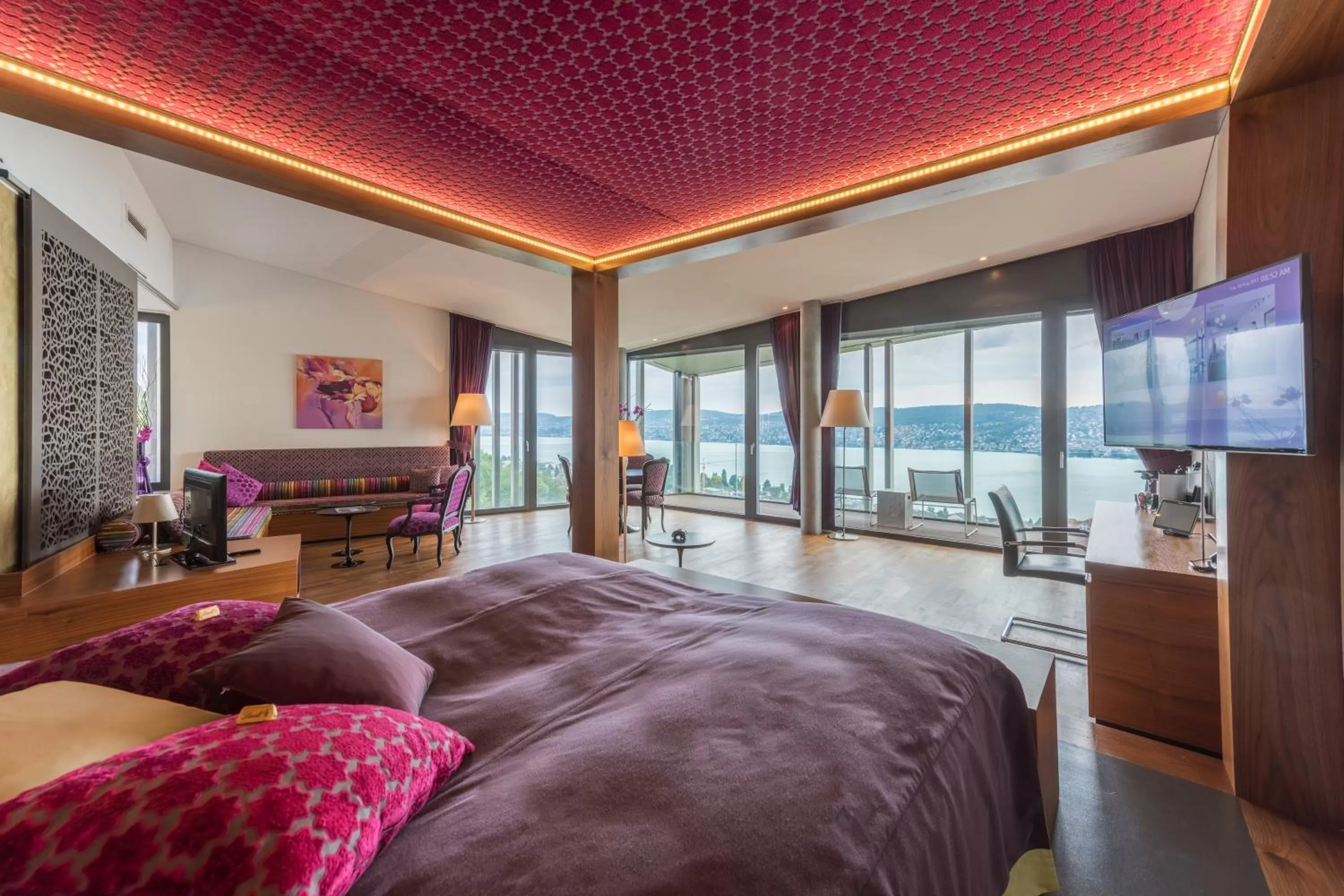 Lake view, Bed in Hotel Belvoir Lake View & Spa