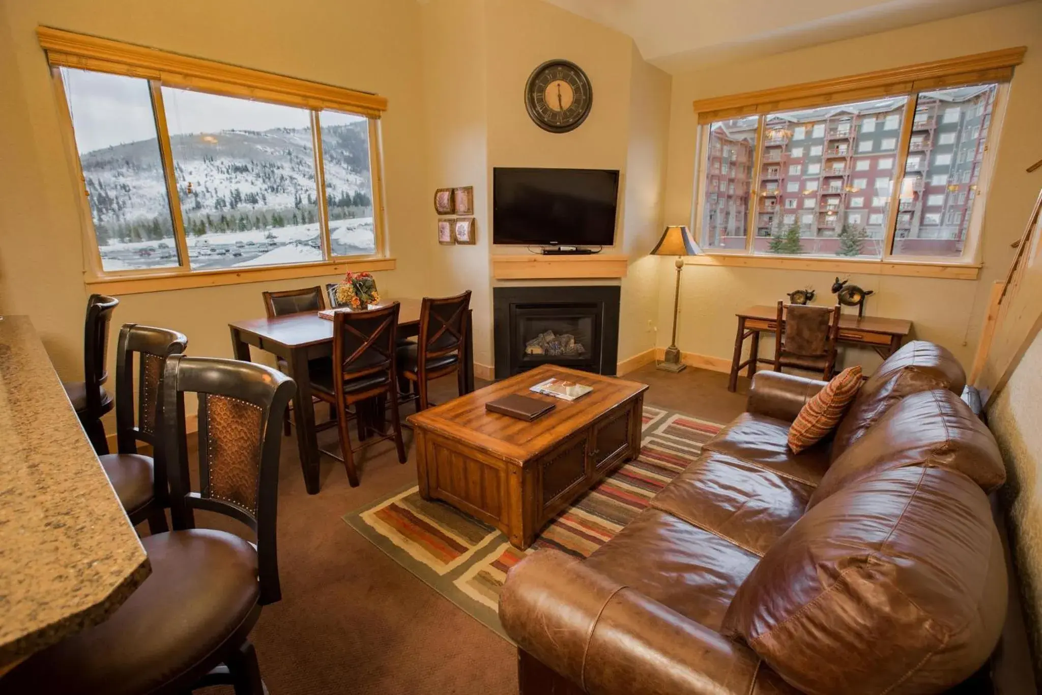 Living room in Red Roof Inn & Suites Galloway