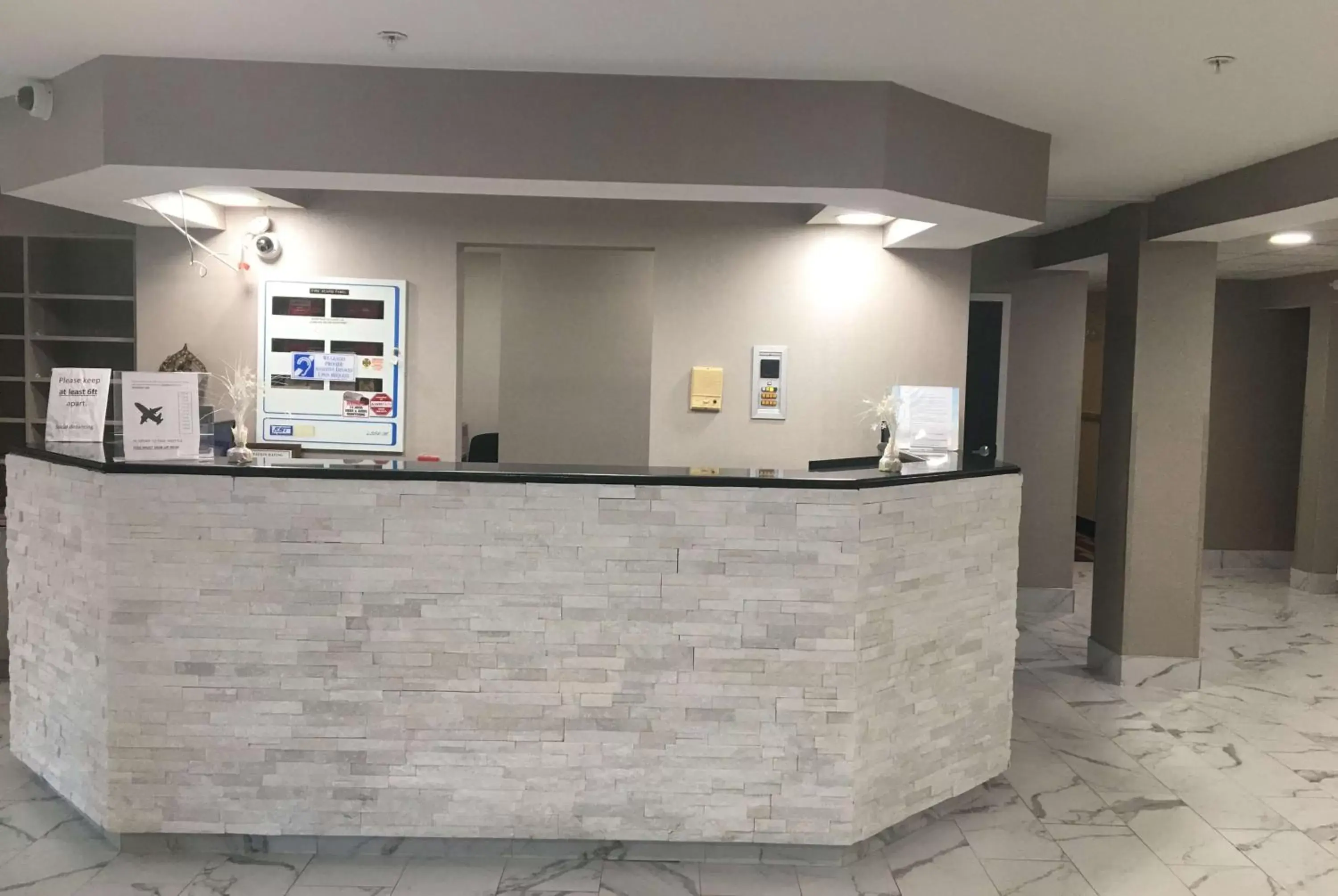 Lobby or reception, Lobby/Reception in Microtel Inn by Wyndham Charlotte Airport