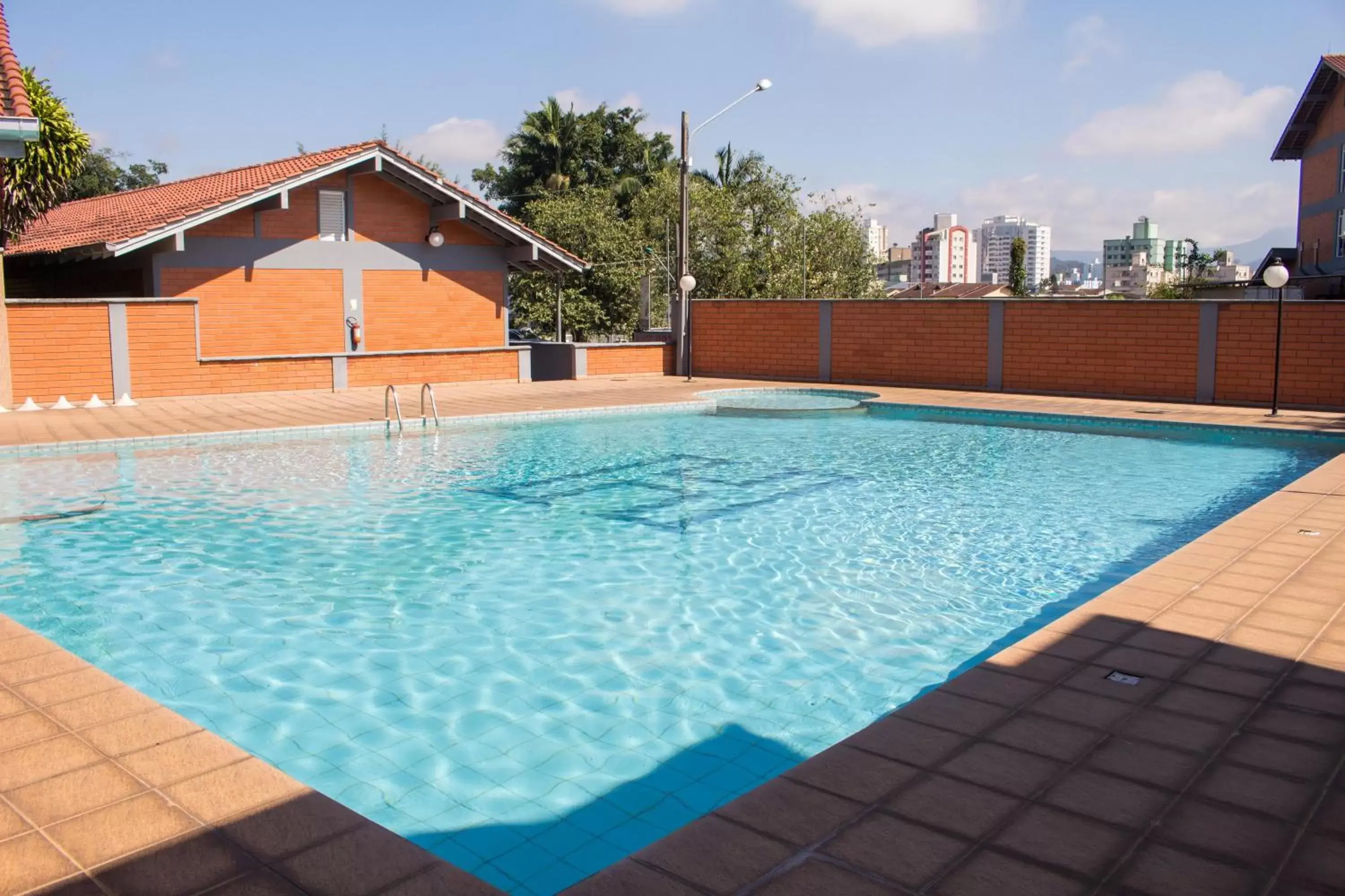 Swimming Pool in Hotel Estação 101 - Brusque