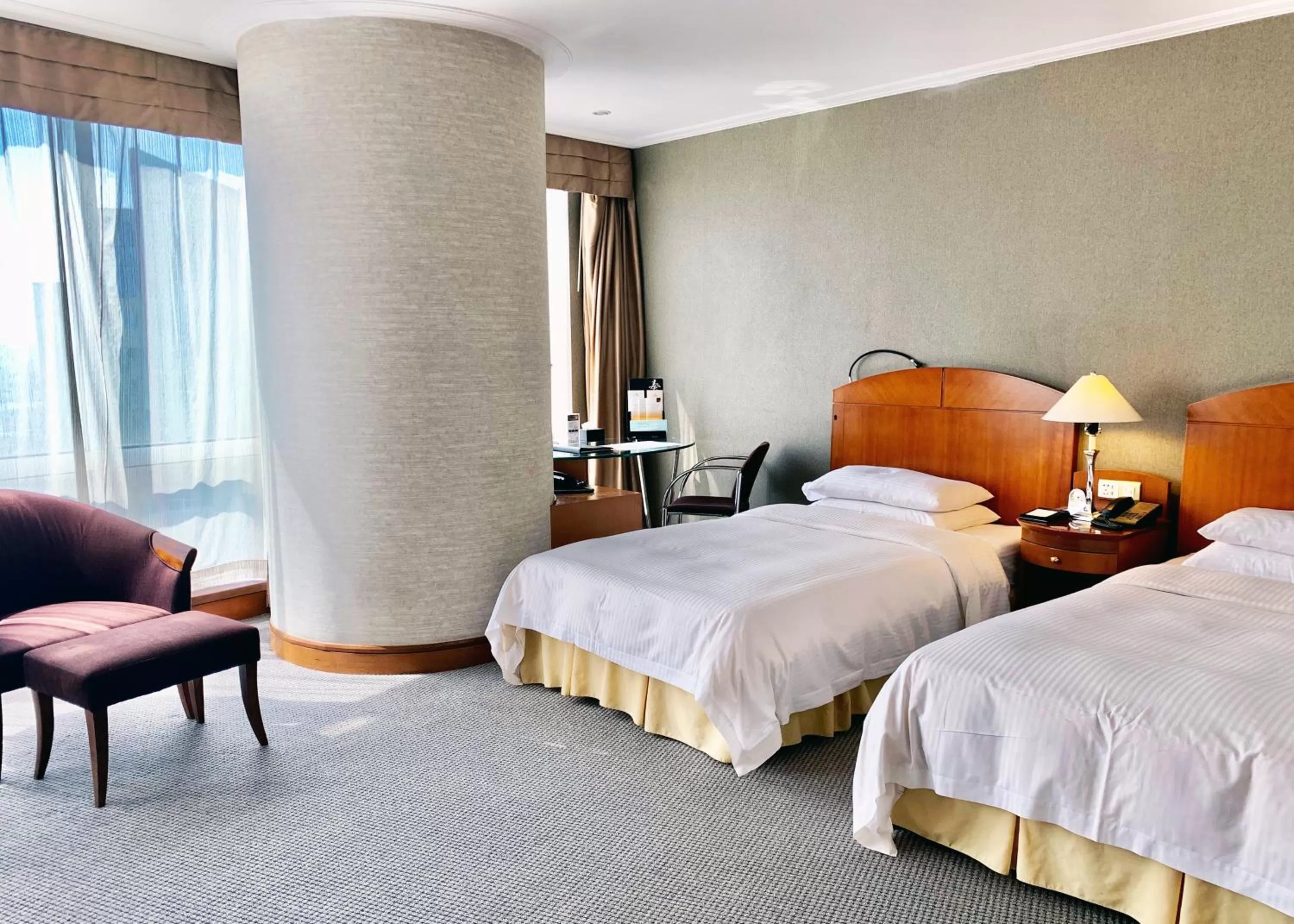 Bed in Hotel Nikko Dalian