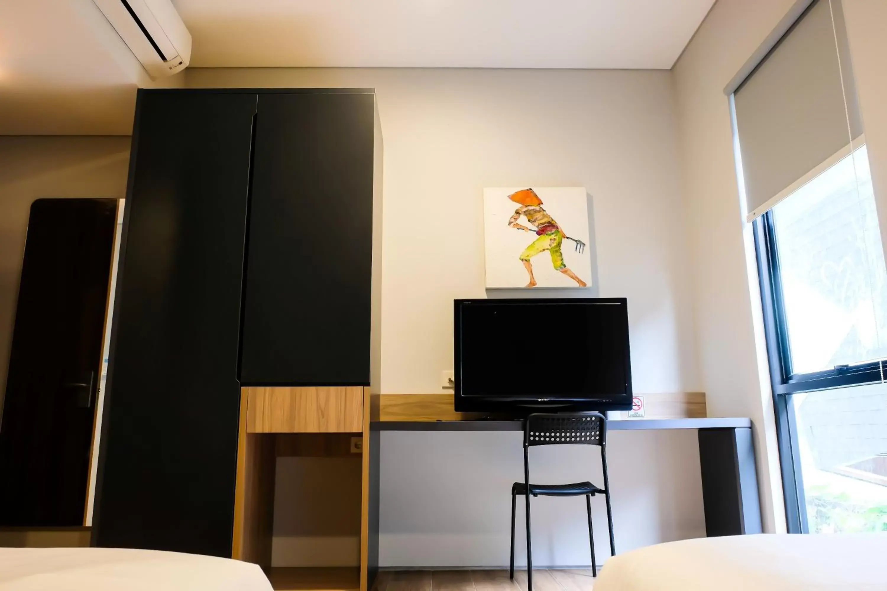 Bedroom, Bed in M Studio Karawaci Bedroom, Bed in M Studio Karawaci
