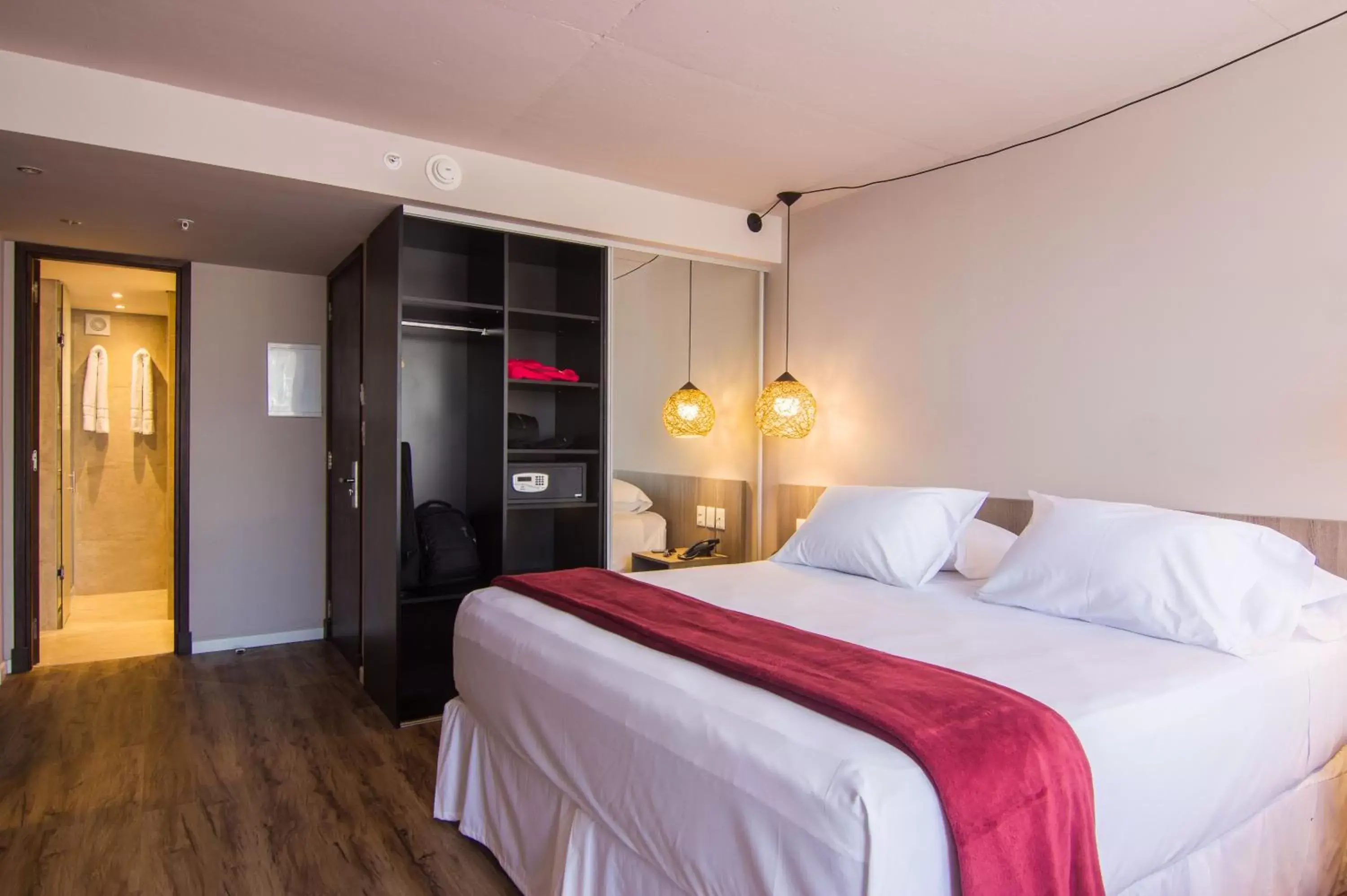 Quadruple Room in Hotel Ciudadano Suites Quadruple Room in Hotel Ciudadano Suites