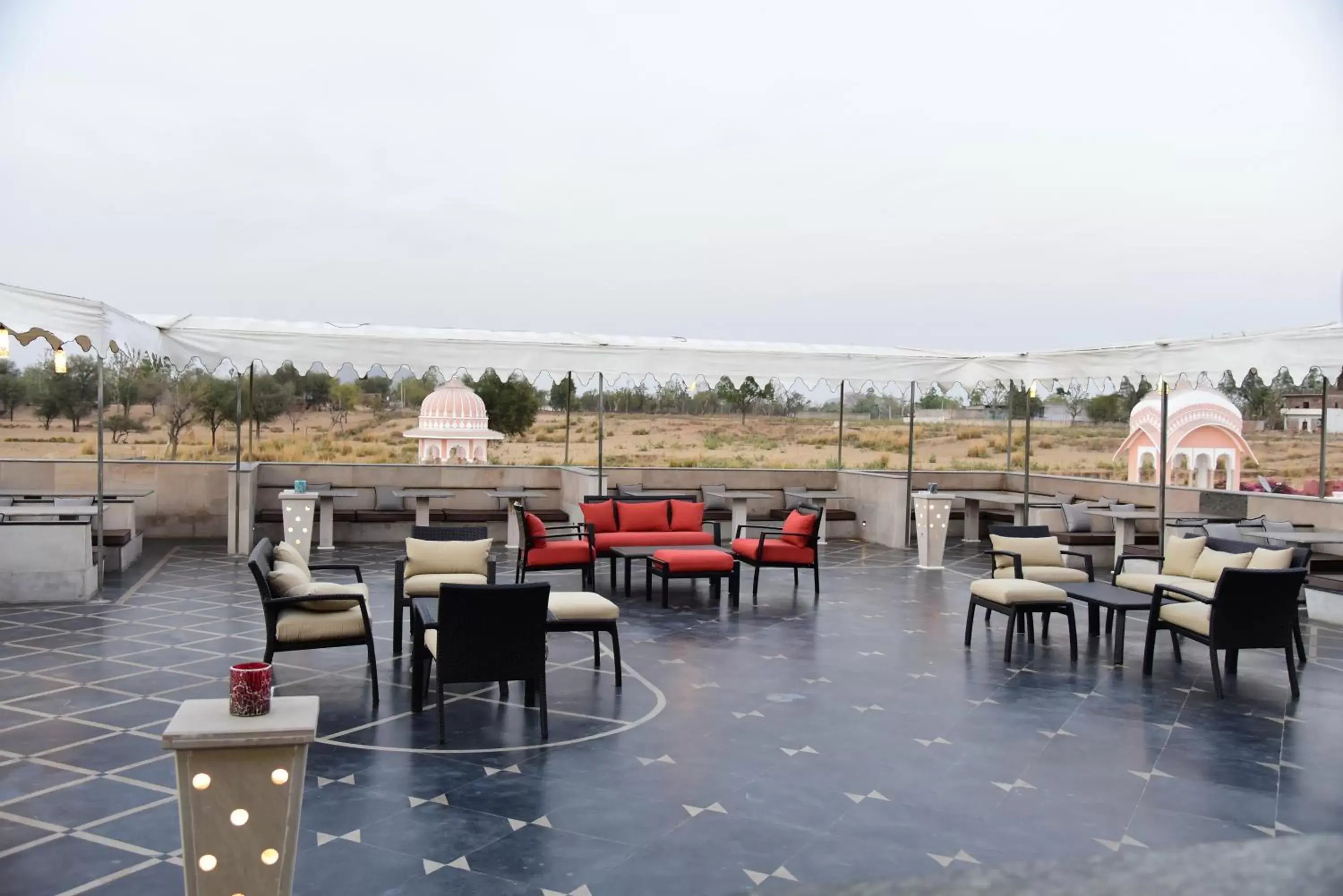 Lounge or bar, Restaurant/Places to Eat in Buena Vista Luxury Garden Spa Resort