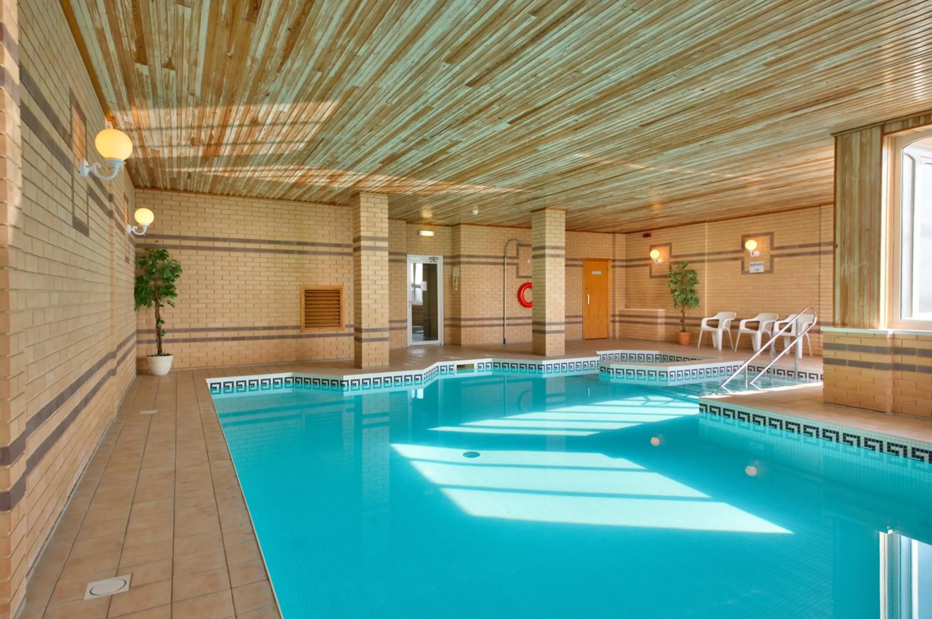 Swimming Pool in Channel View Hotel