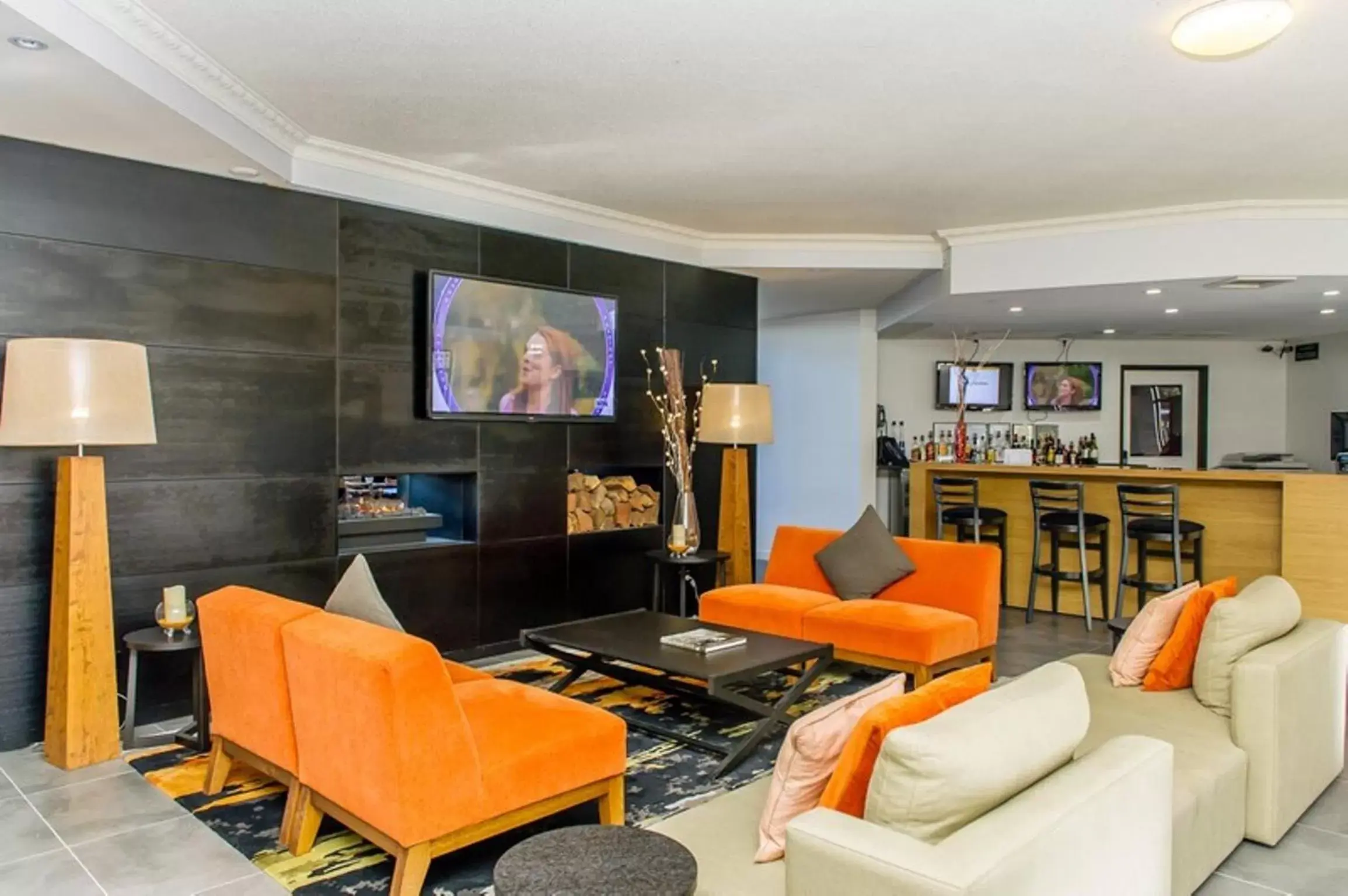 Lobby or reception, Seating Area in Alpha Hotel Canberra