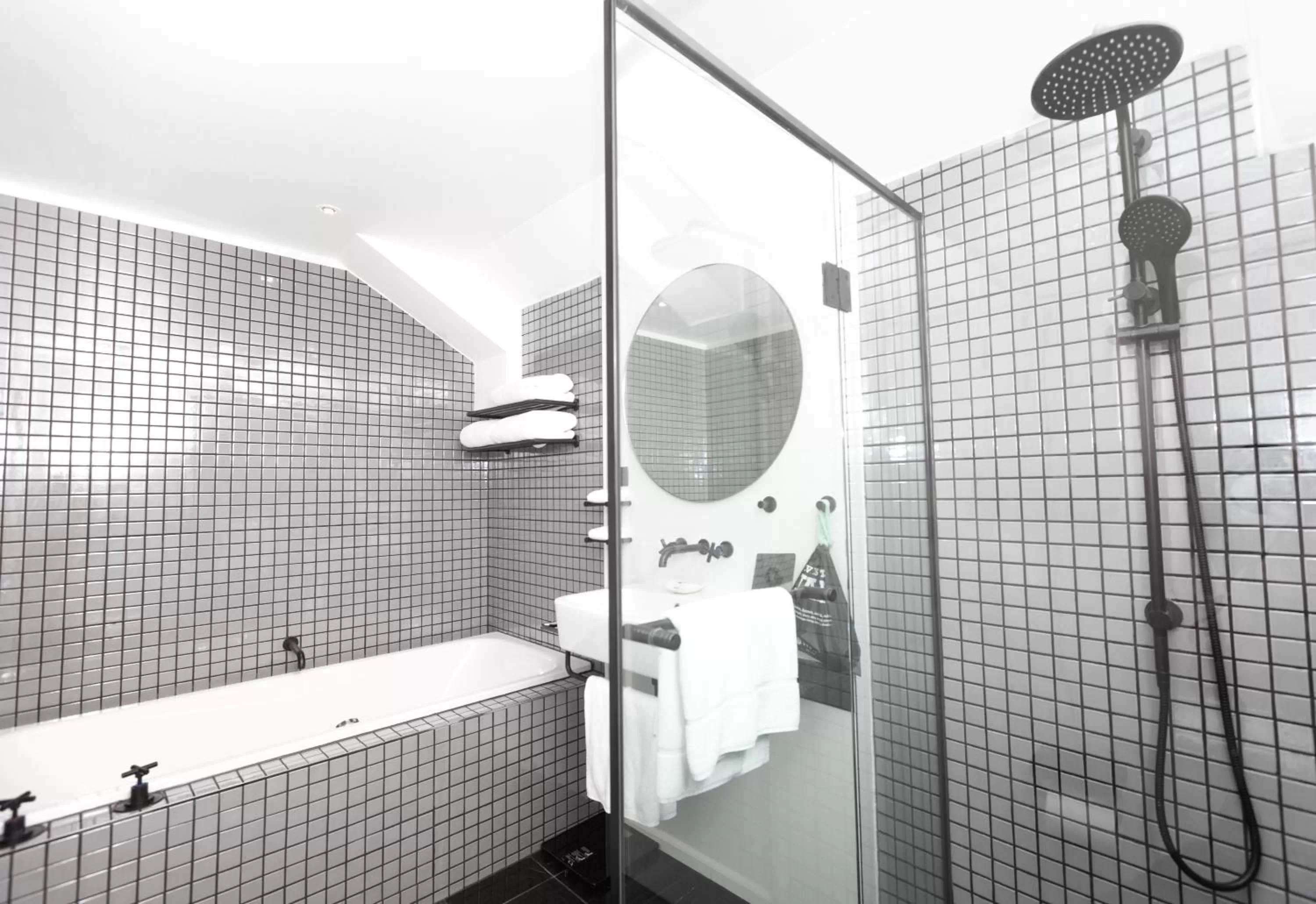 Bathroom in Ovolo Sydney Woolloomooloo, a Wyndham Hotel
