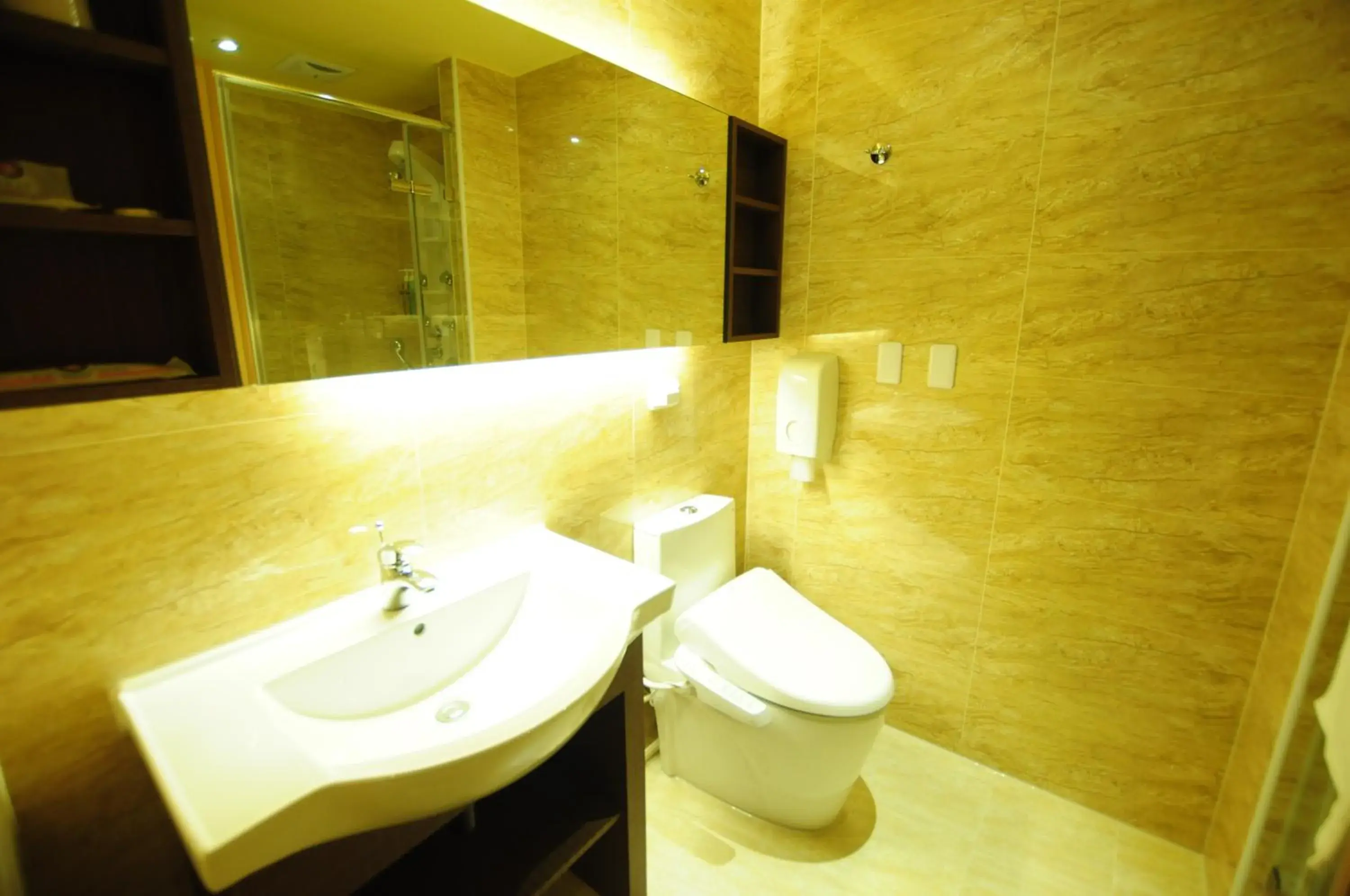 Bathroom in Kindness Hotel Hualien