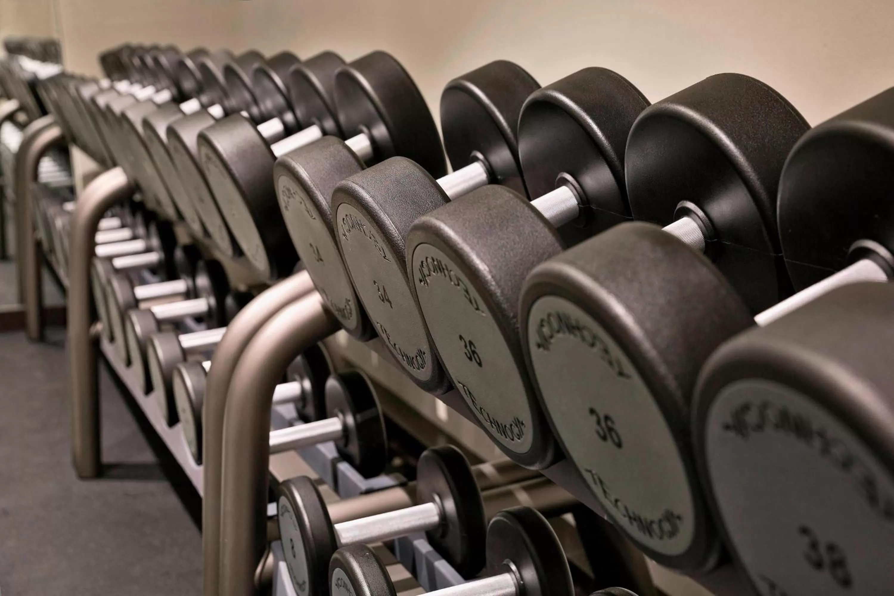 Fitness centre/facilities in Vienna Marriott Hotel