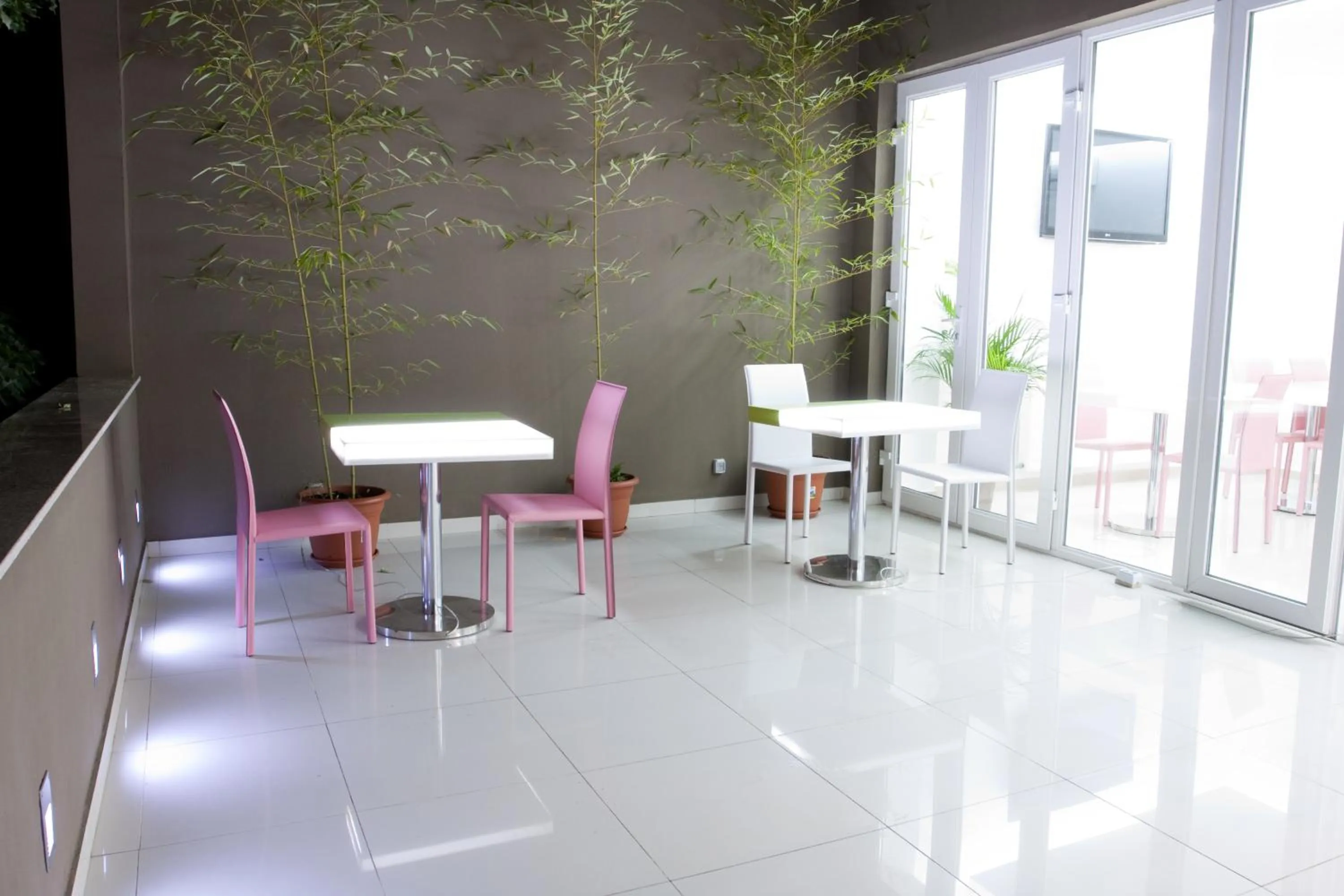 Garden in Christina Hotel