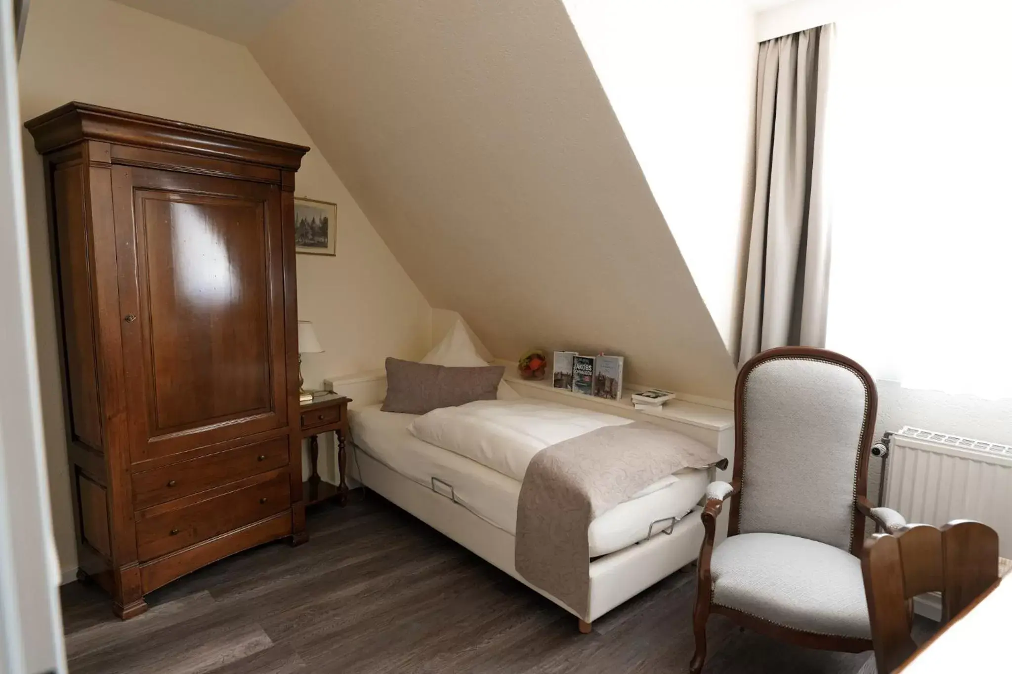 Photo of the whole room, Bed in TOP CityLine Klassik Altstadt Hotel Lübeck