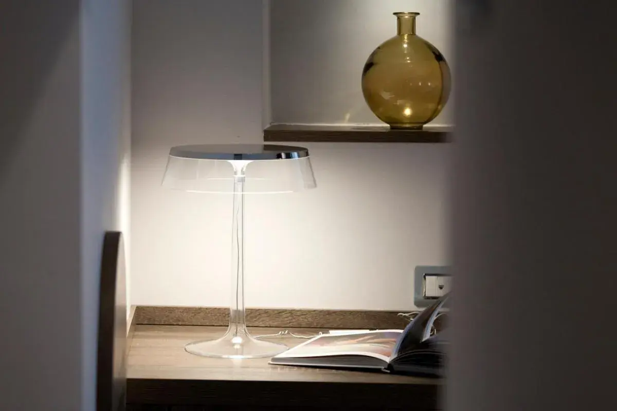 Decorative detail, Dining Area in Hotel Mentana