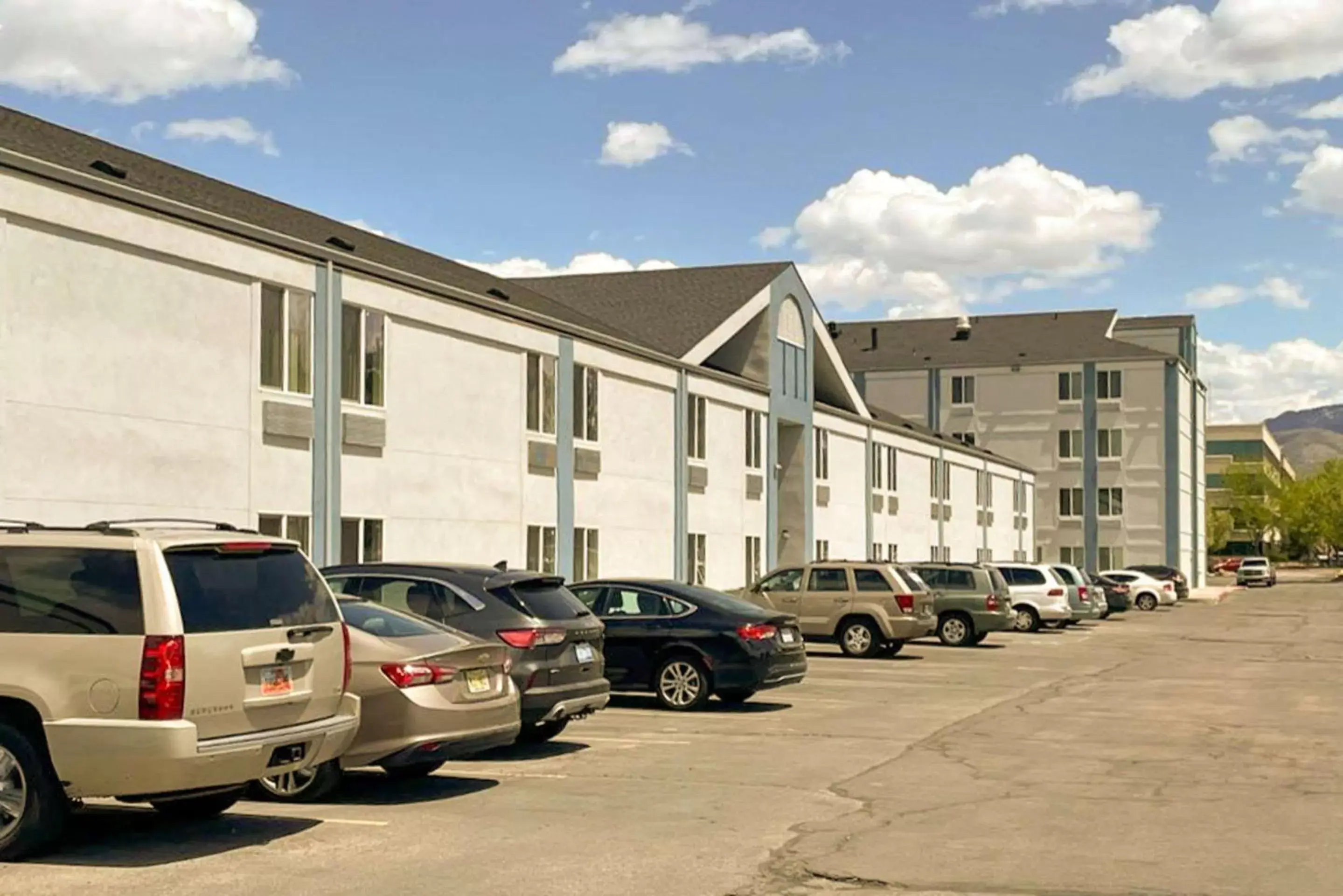 Property Building in Ramada by Wyndham Salt Lake City Property Building in Ramada by Wyndham Salt Lake City