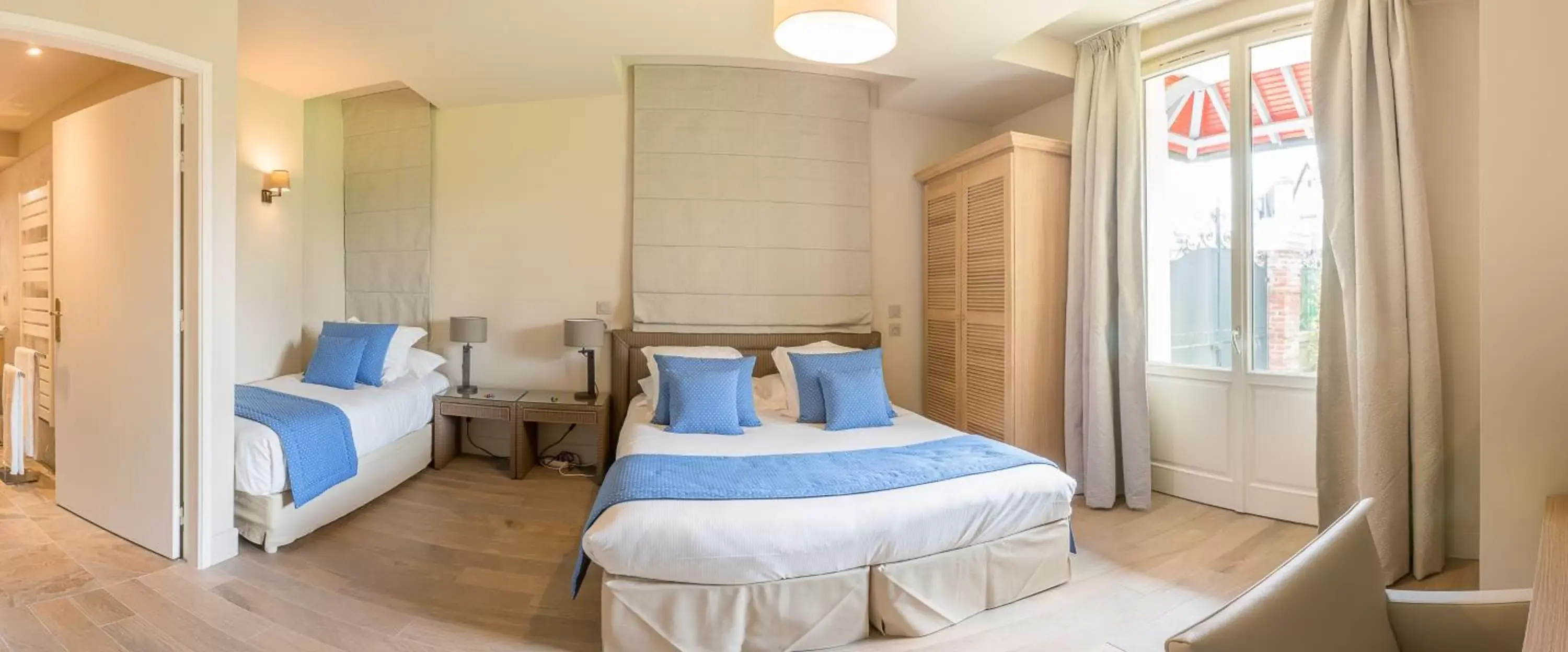 Bedroom, Bed in Villa Odette