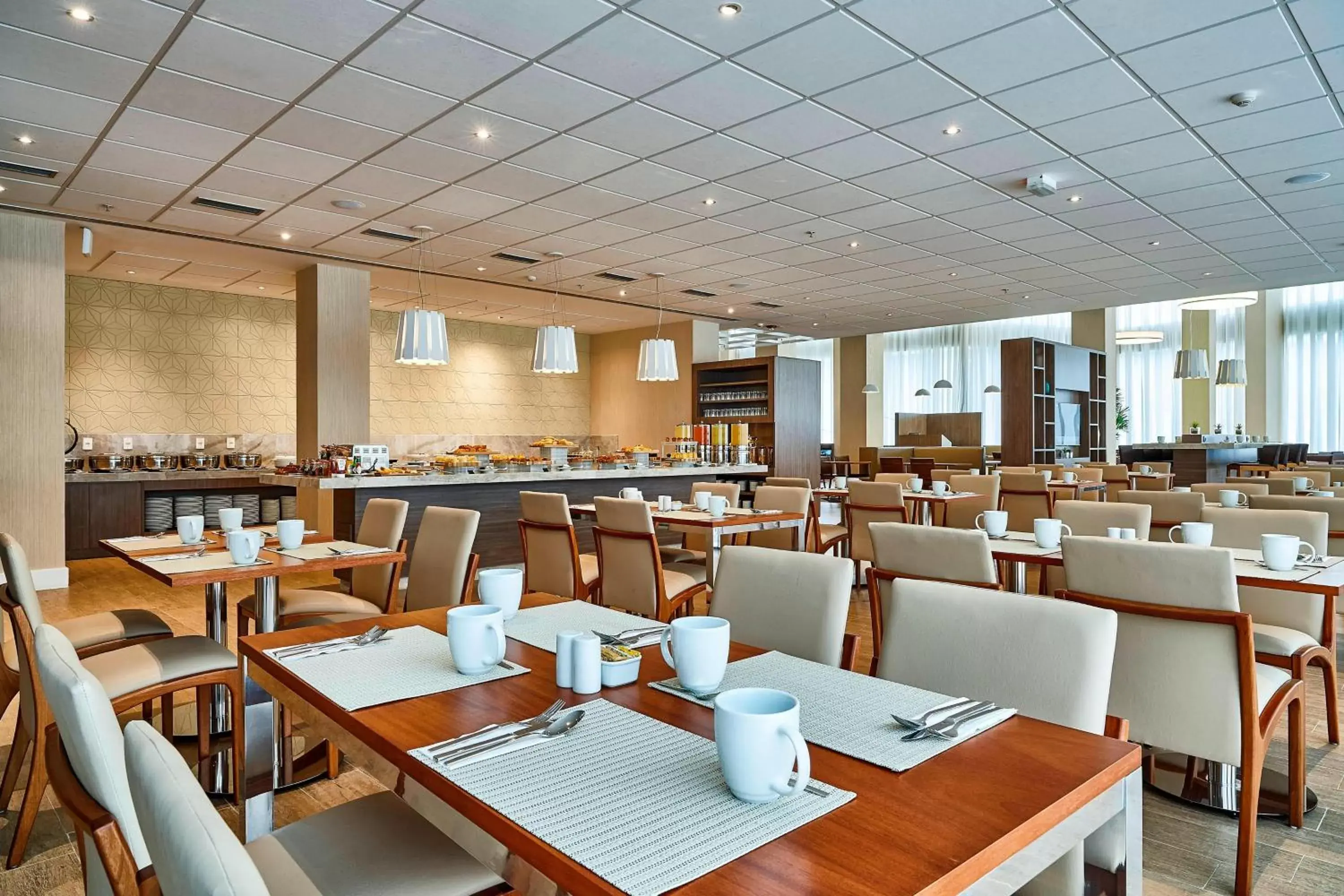 Restaurant/Places to Eat in Courtyard by Marriott Rio de Janeiro Barra da Tijuca