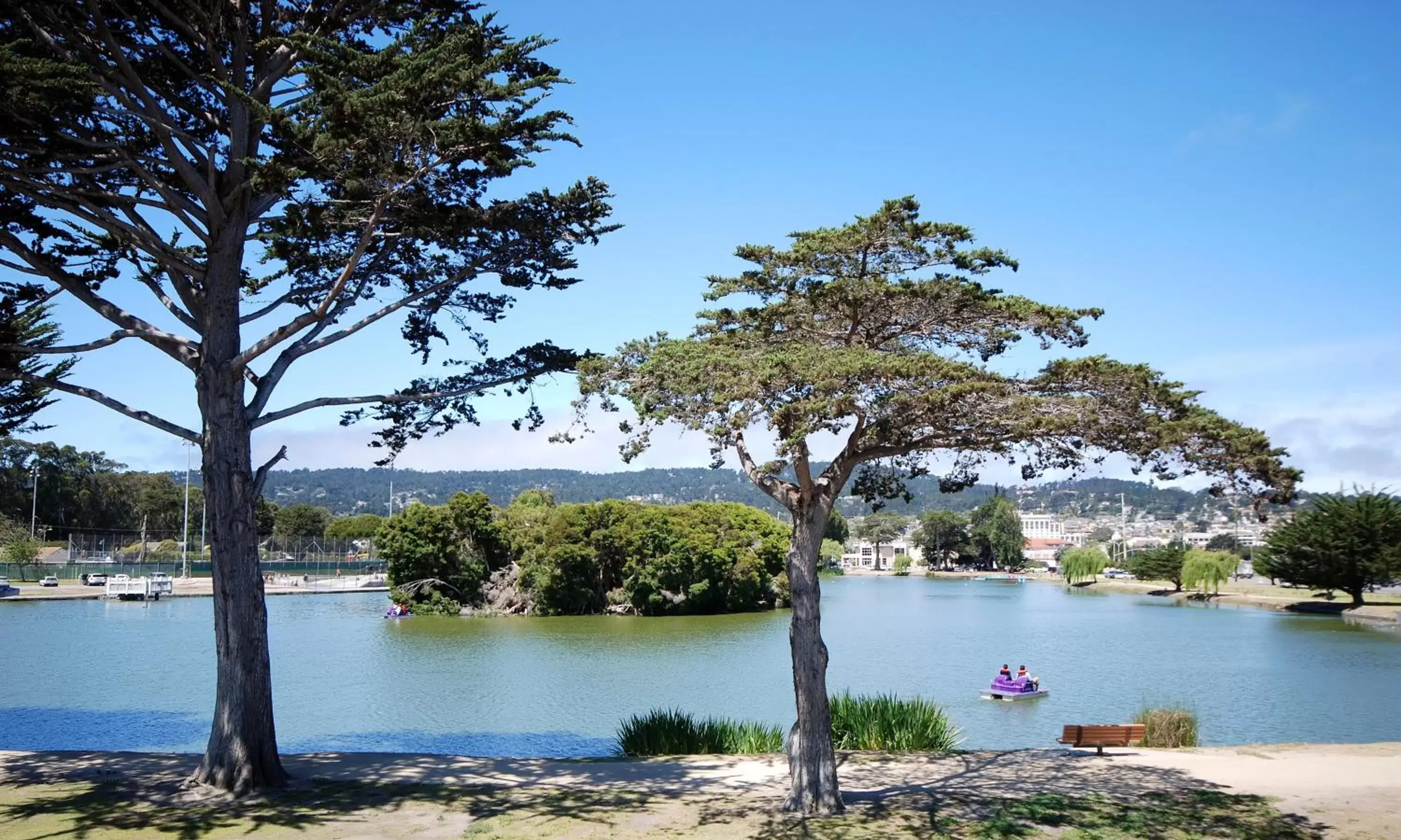 Facade/entrance in Monterey Bay Lodge Facade/entrance in Monterey Bay Lodge