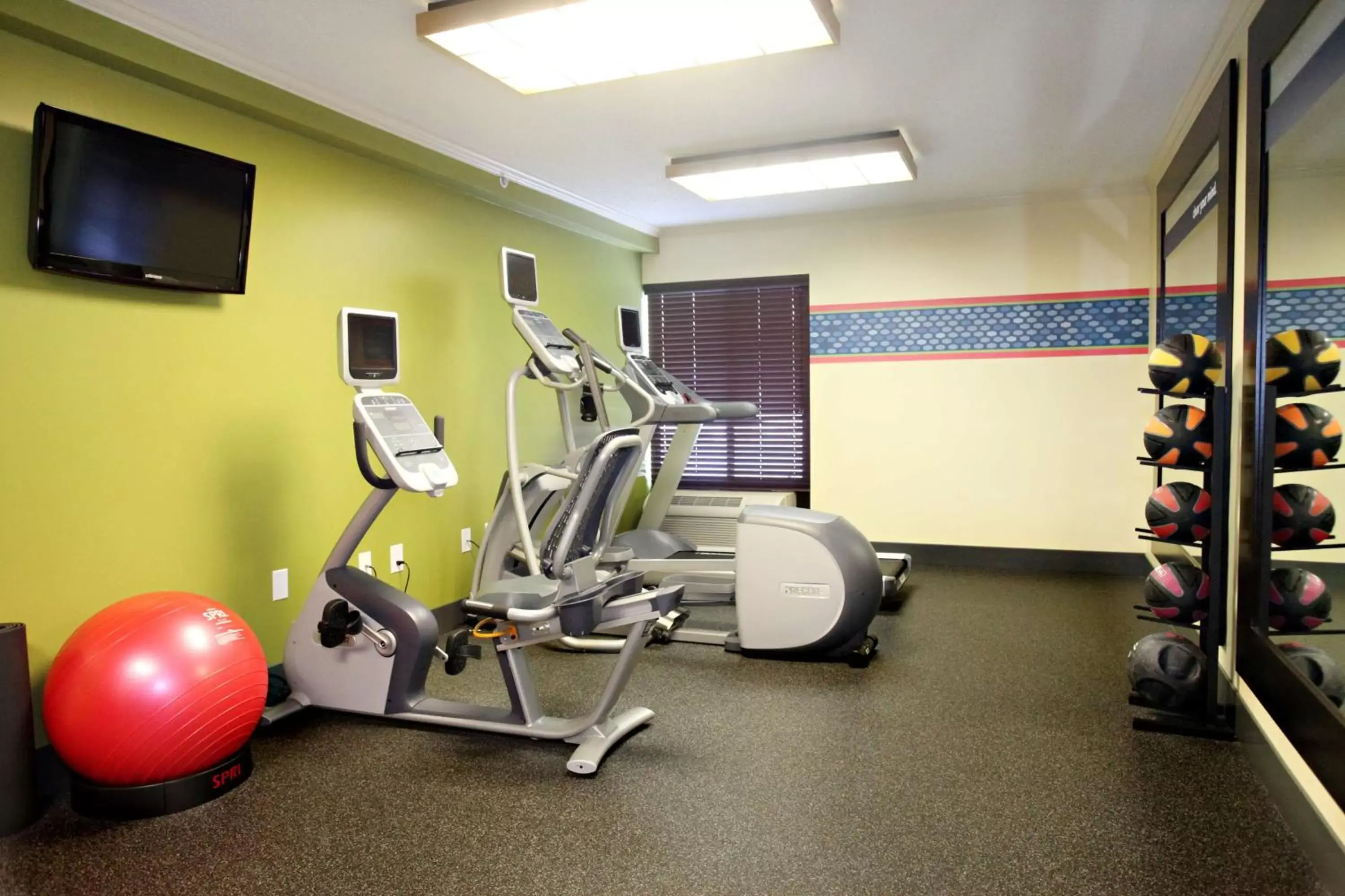 Fitness centre/facilities, Fitness Center/Facilities in Hampton Inn Salt Lake City-North