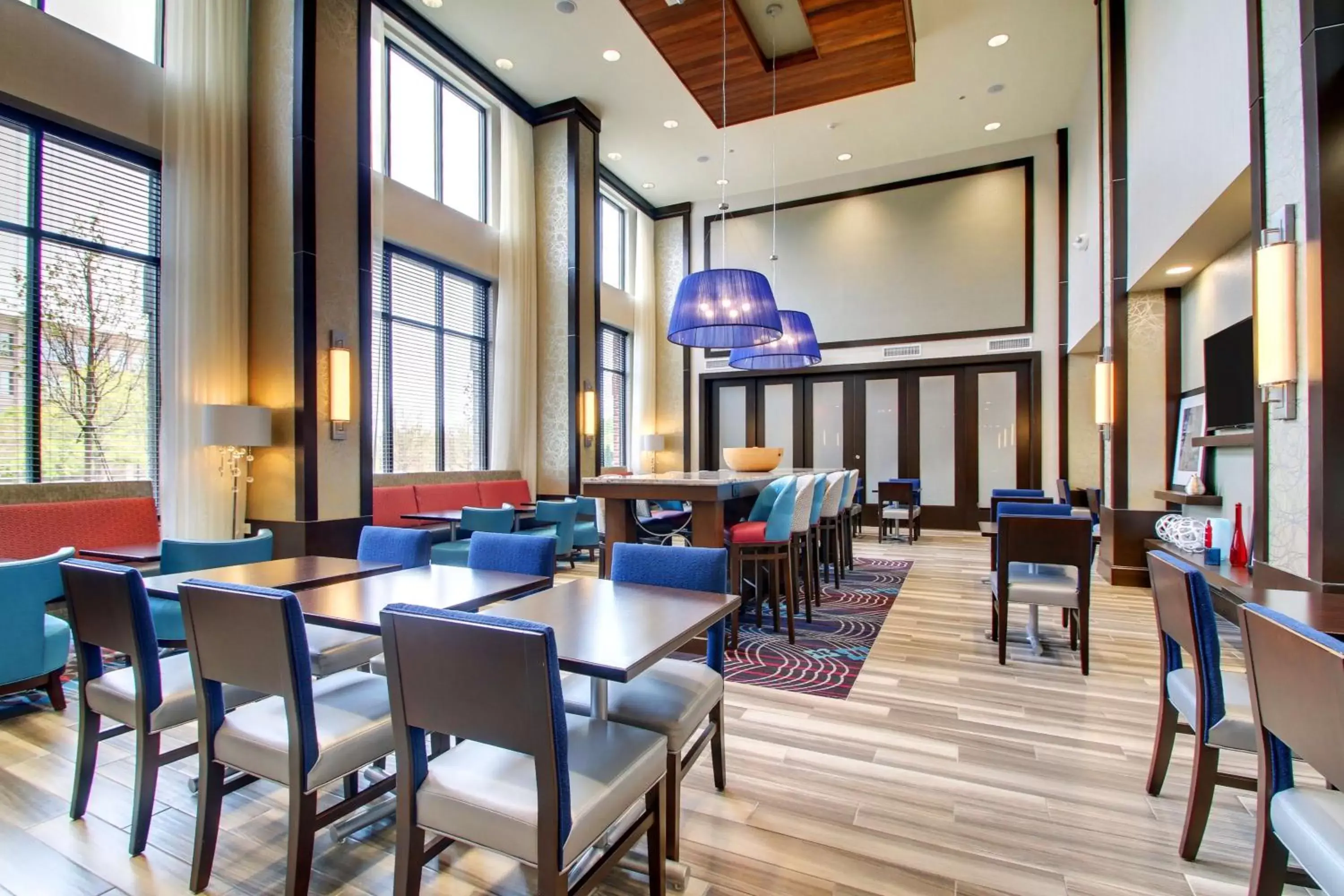 Lobby or reception, Restaurant/Places to Eat in Hampton Inn & Suites Greenville Airport