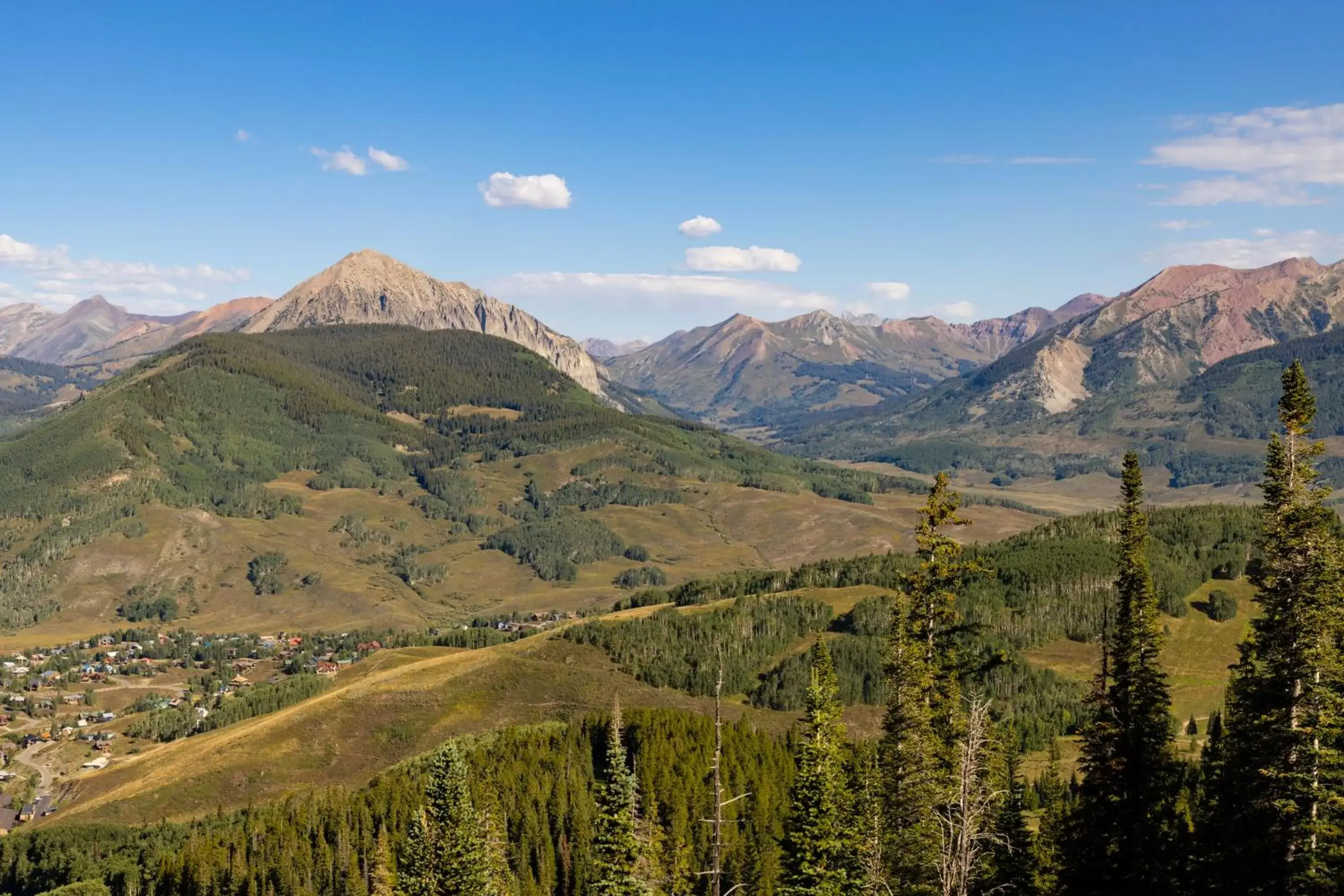 Mountain view in Elevation Hotel & Spa Mountain view in Elevation Hotel & Spa